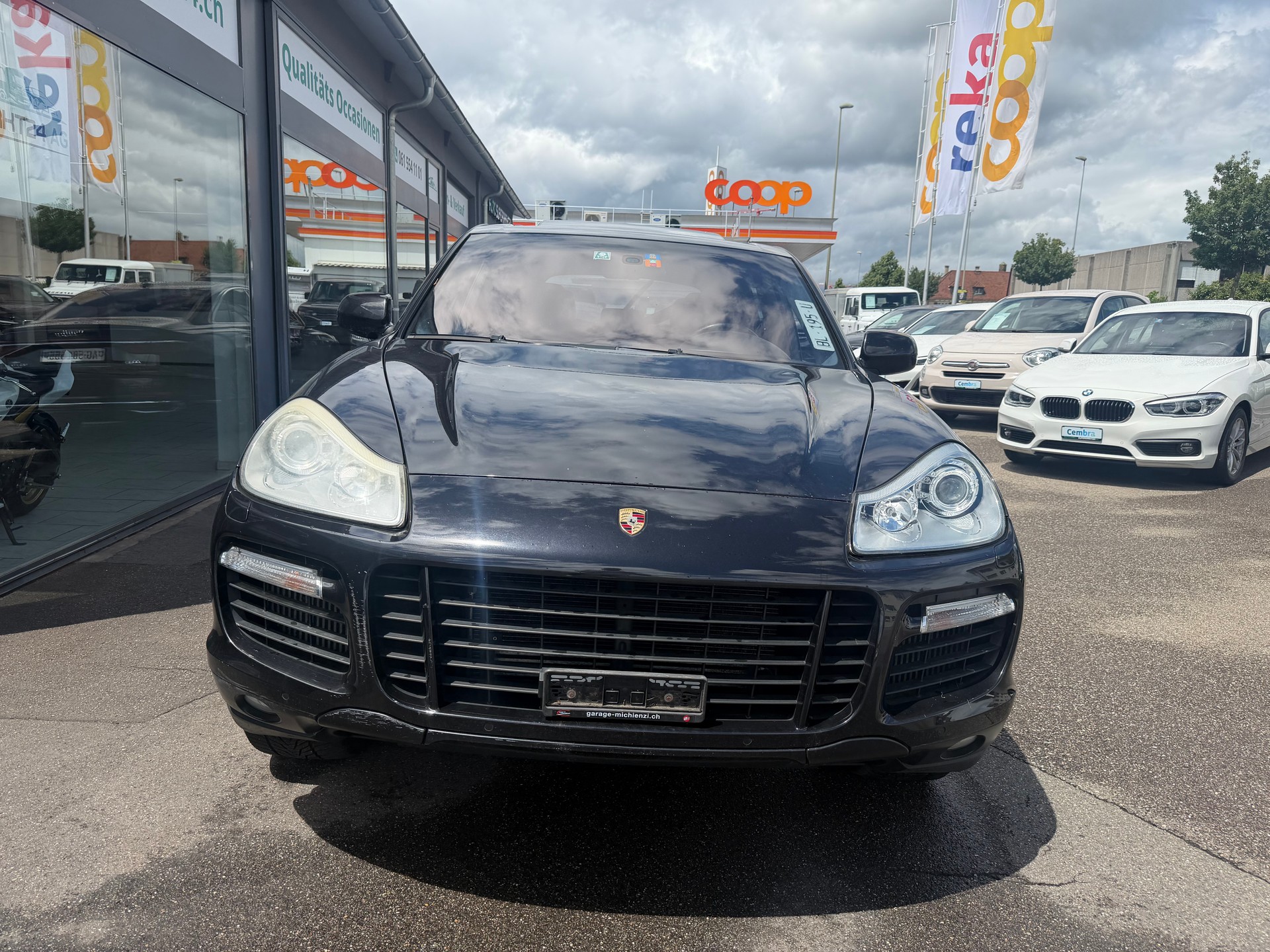 PORSCHE Cayenne Turbo-image-7