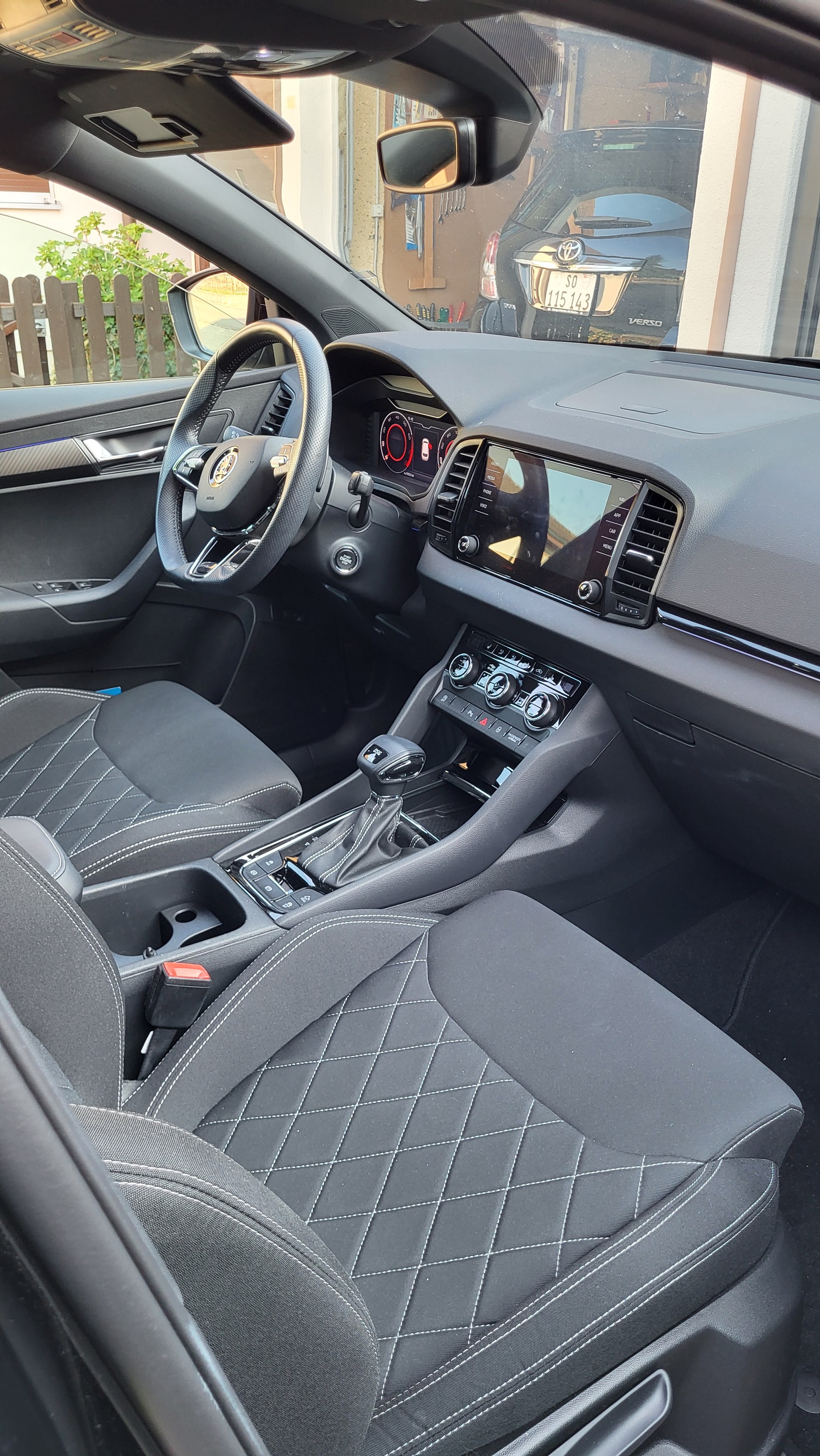 SKODA 2.0 TSI SportLine DSG 4x4-image-2