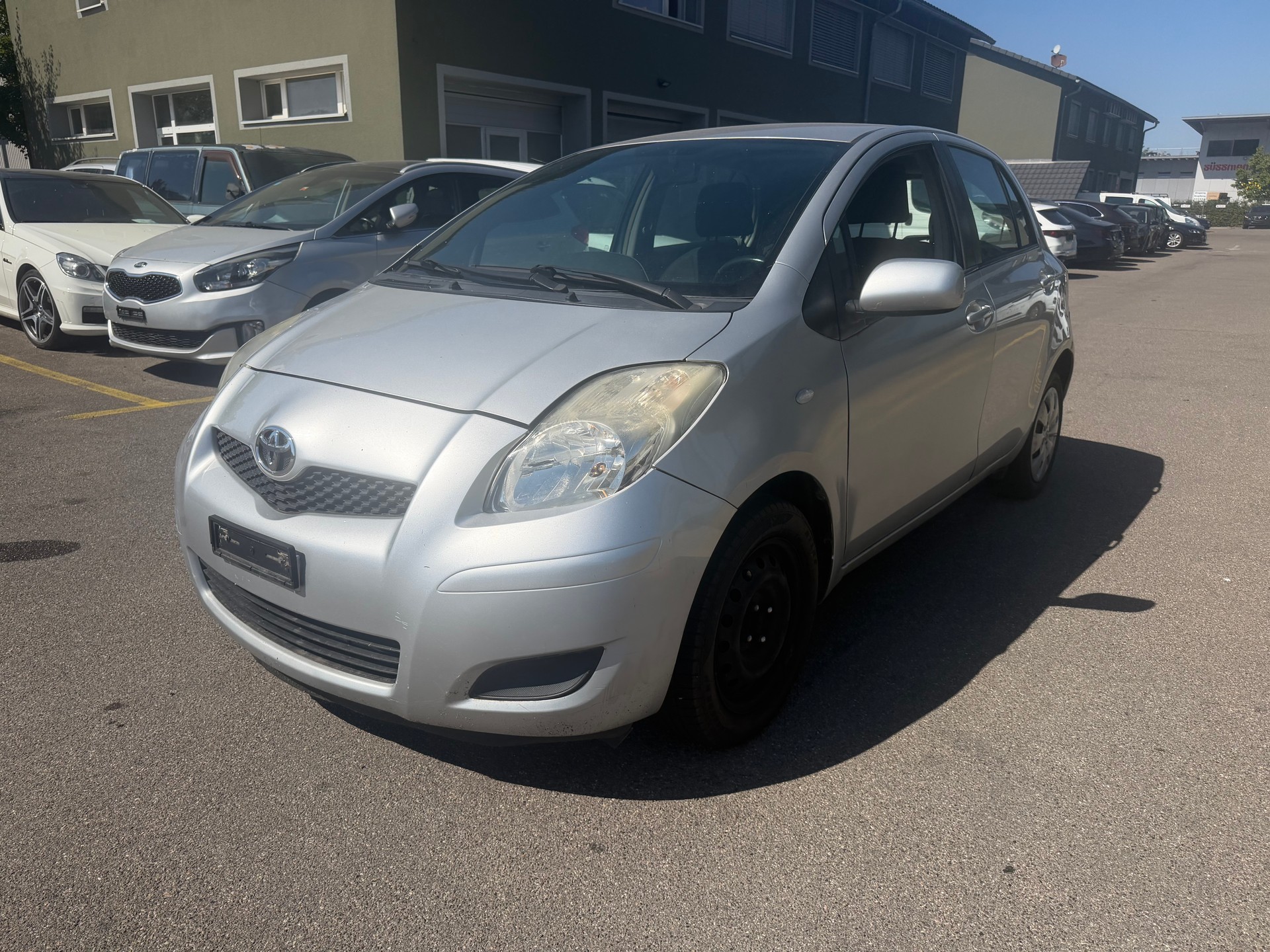 TOYOTA Yaris 1.33 Linea Sol-image-0