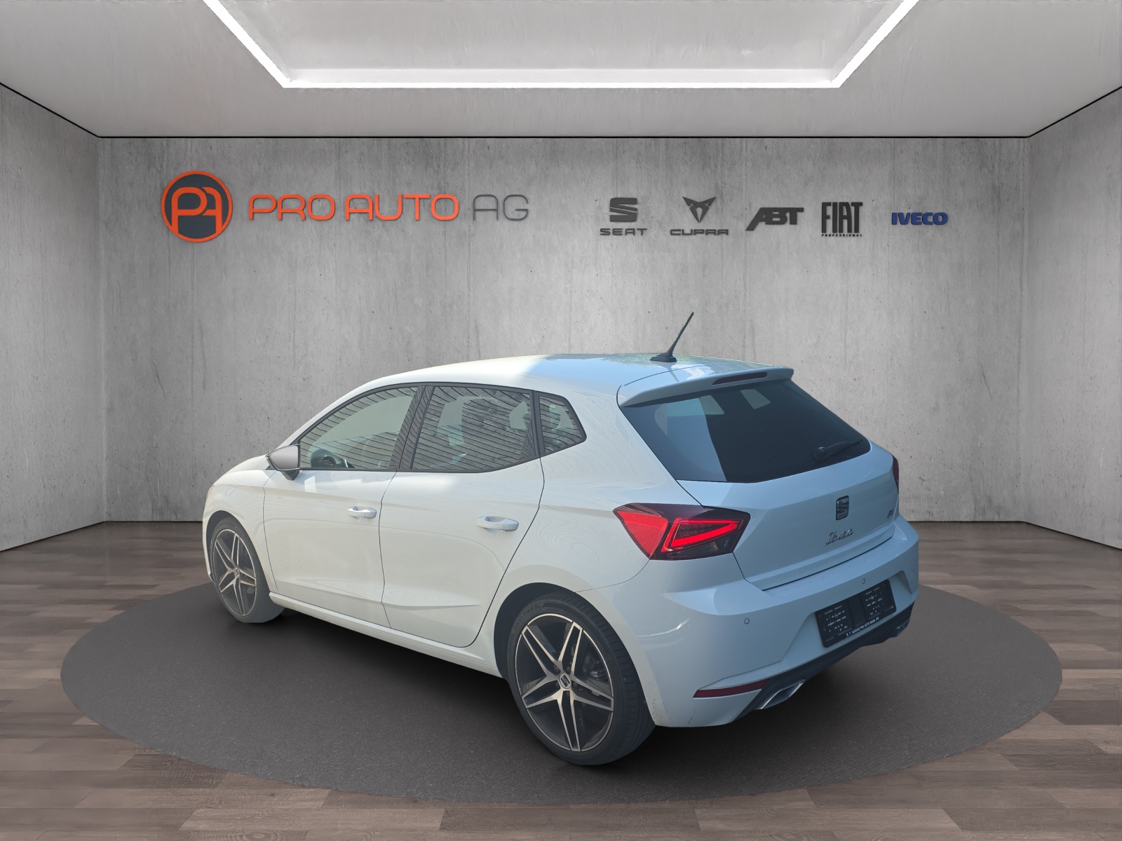 SEAT Ibiza 1.0 EcoTSI Hola FR DSG-image-2
