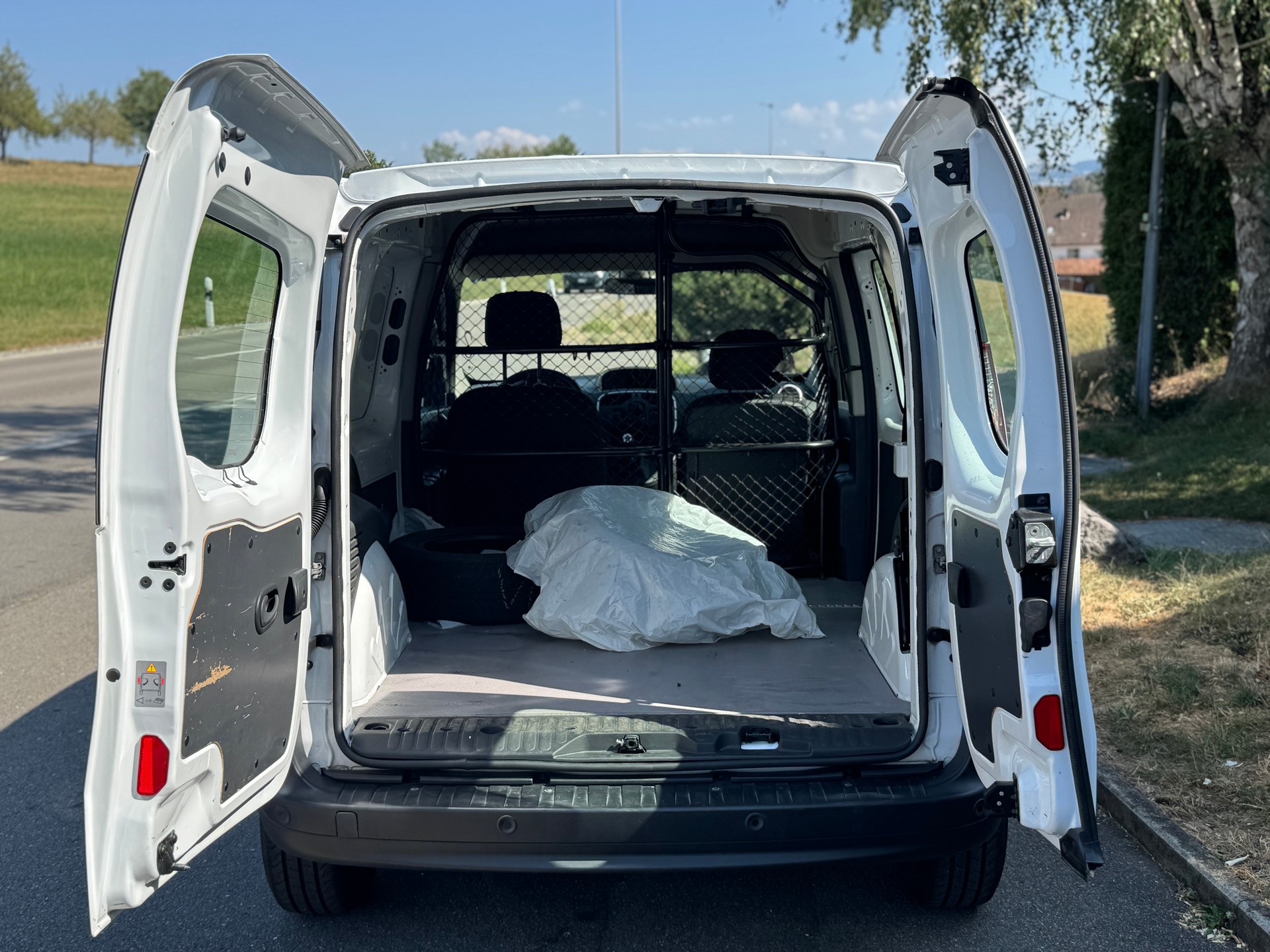 RENAULT Kangoo Medium dCi 95 ENERGY Access-image-14