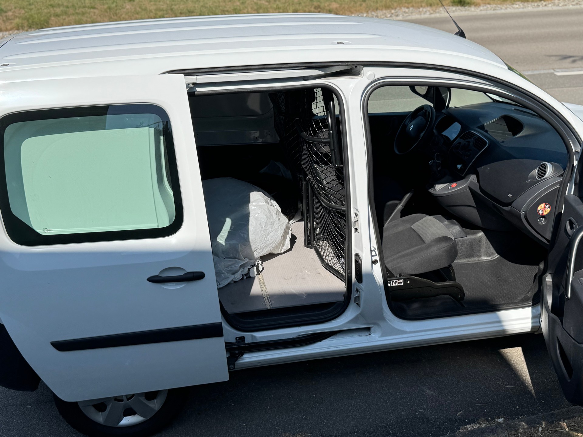 RENAULT Kangoo Medium dCi 95 ENERGY Access-image-6