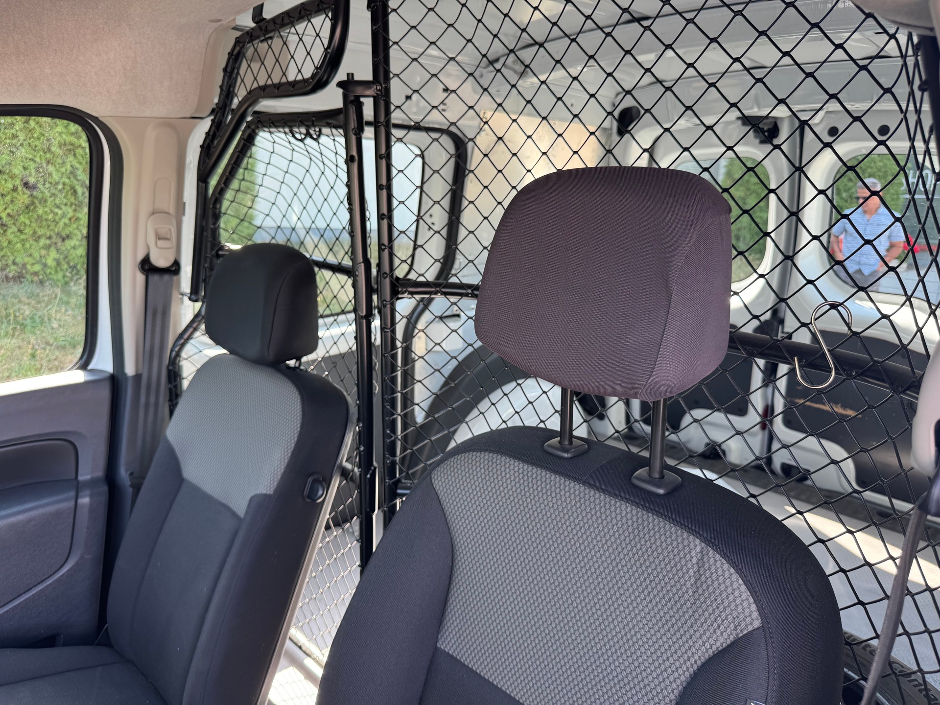 RENAULT Kangoo Medium dCi 95 ENERGY Access-image-12