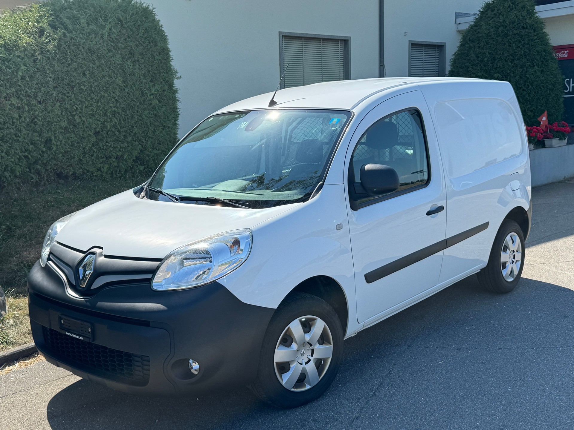 RENAULT Kangoo Medium dCi 95 ENERGY Access-image-0
