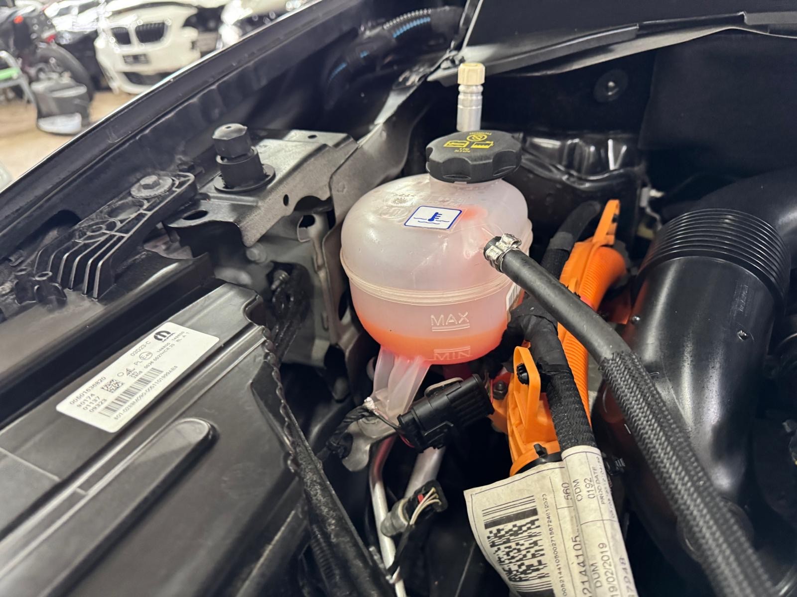 JEEP Compass 1.3 T PHEV Swiss Limited Plus AWD-image-9