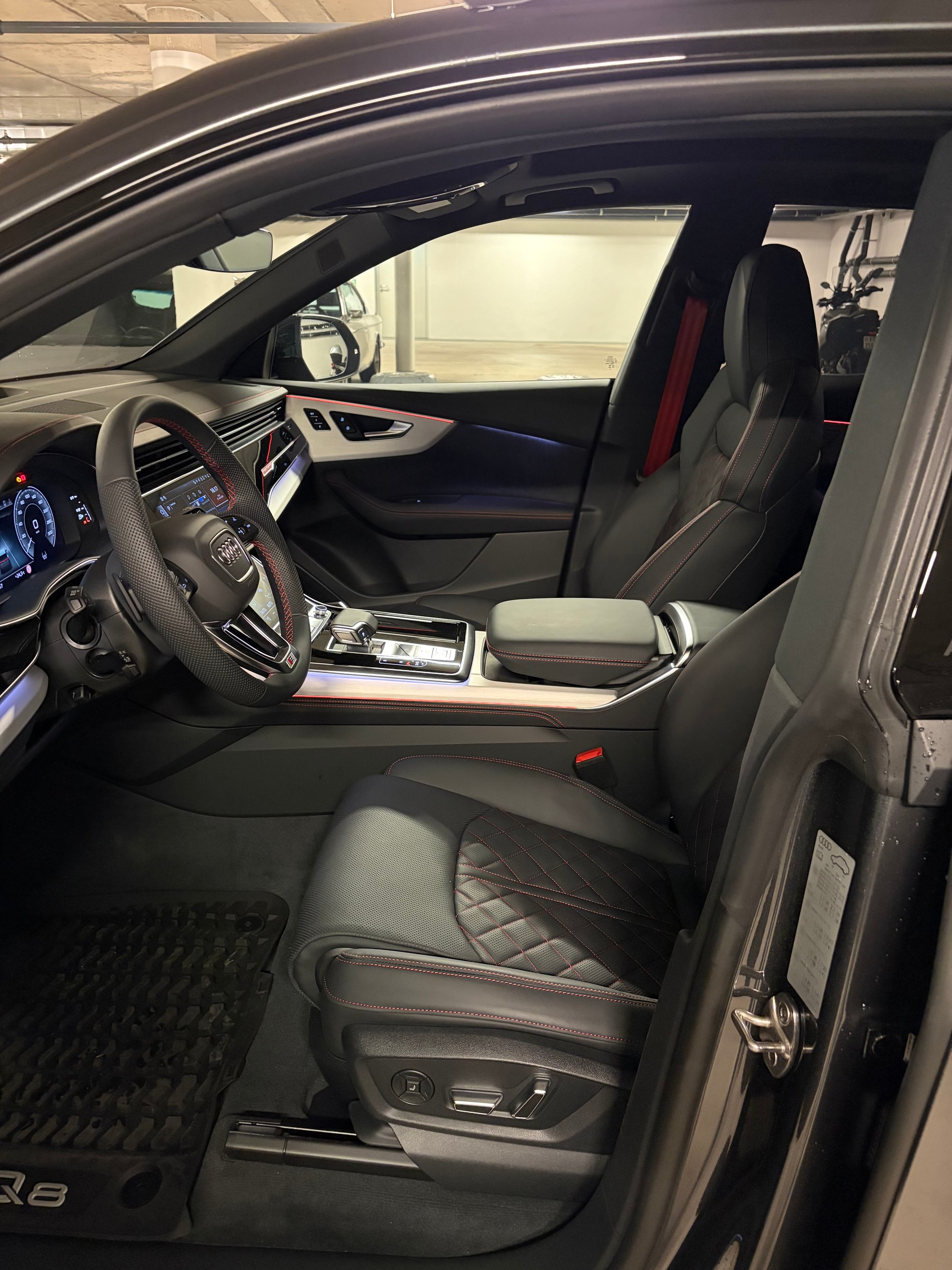 AUDI 3.0 TFSI e Attraction quattro 290 T-Tronic-image-6