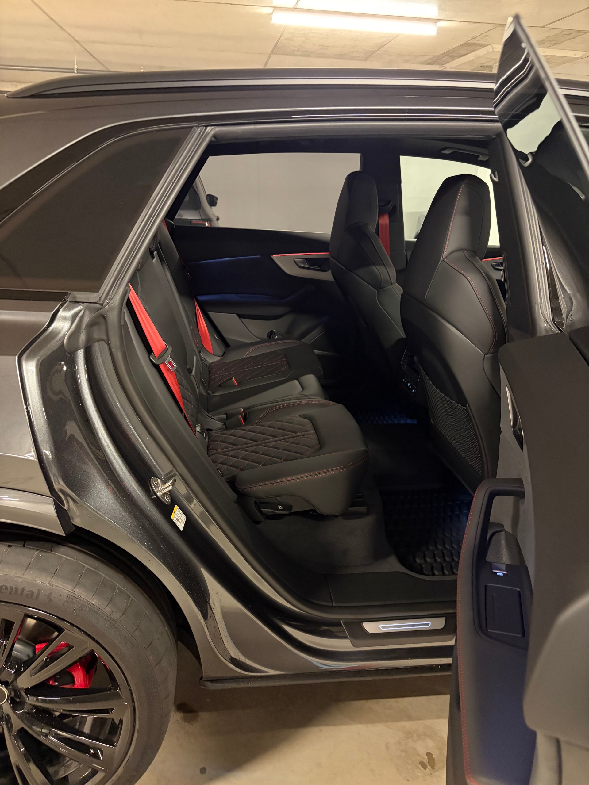AUDI 3.0 TFSI e Attraction quattro 290 T-Tronic-image-9
