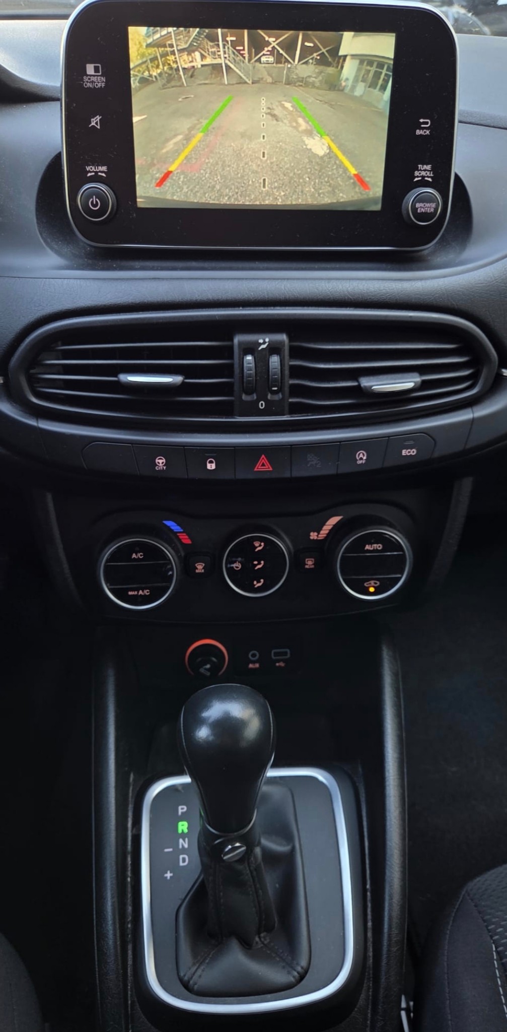 FIAT Tipo 1.6MJ Lounge DCT-6-image-8