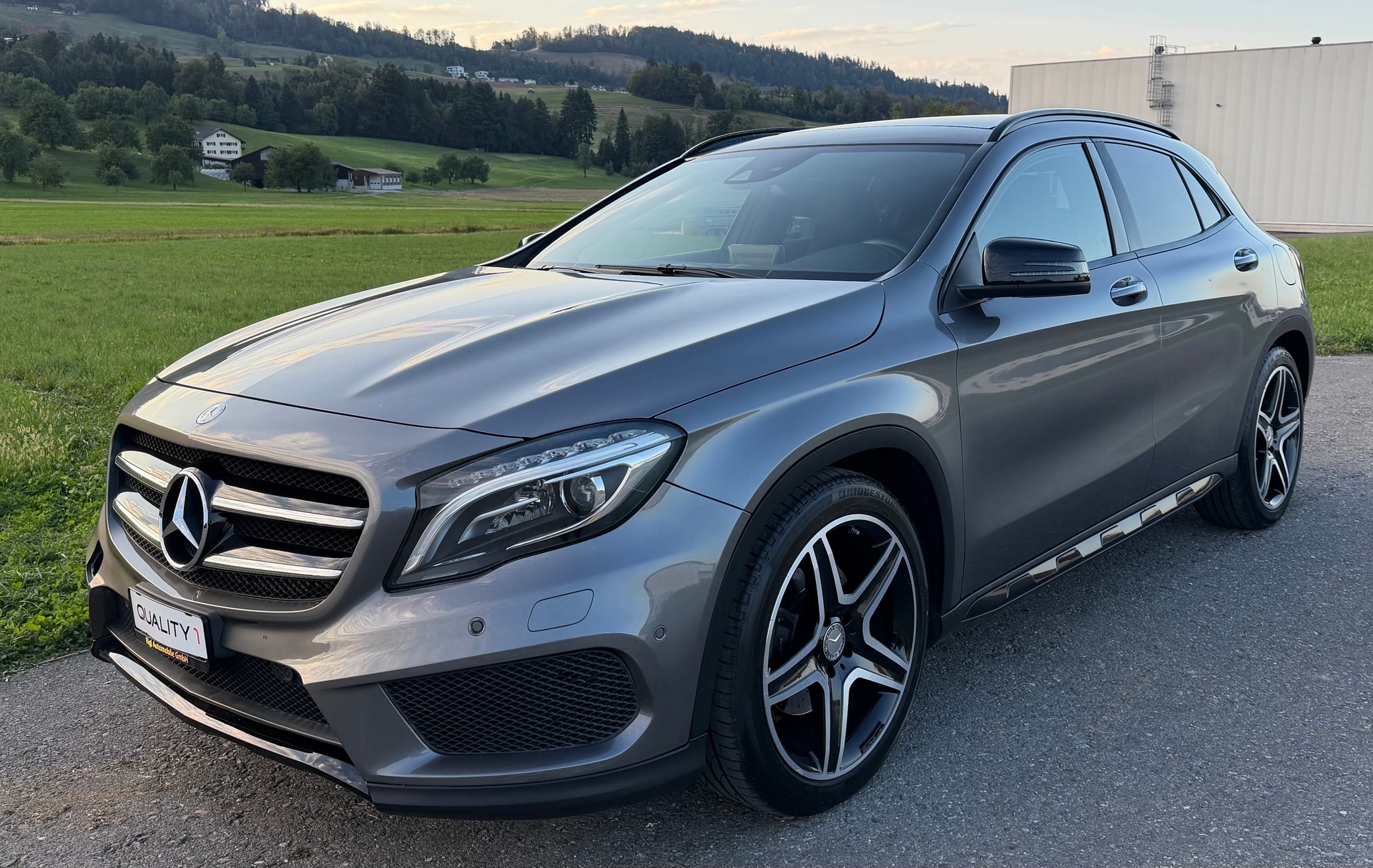 MERCEDES-BENZ GLA 220 d AMG Line 4Matic 7G-DCT-image-0