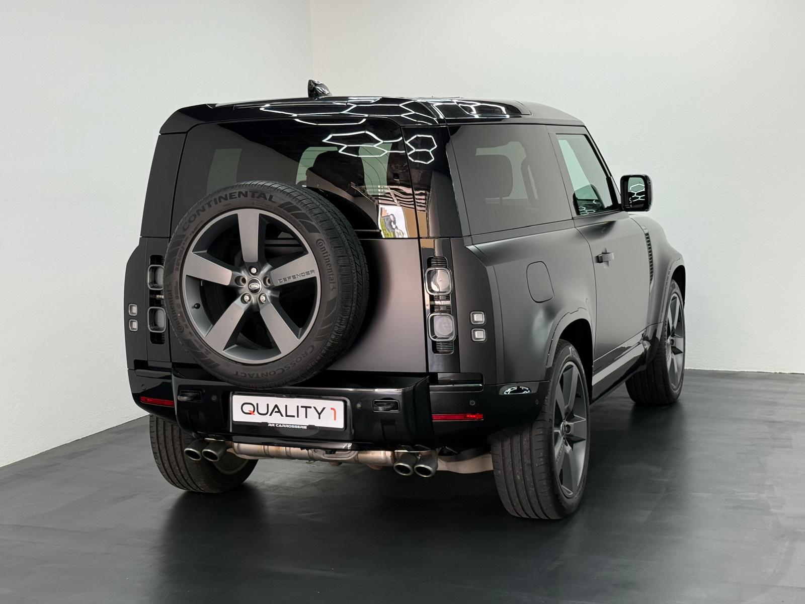 LAND ROVER Defender 90 525 V8 5.0 AT8-image-4