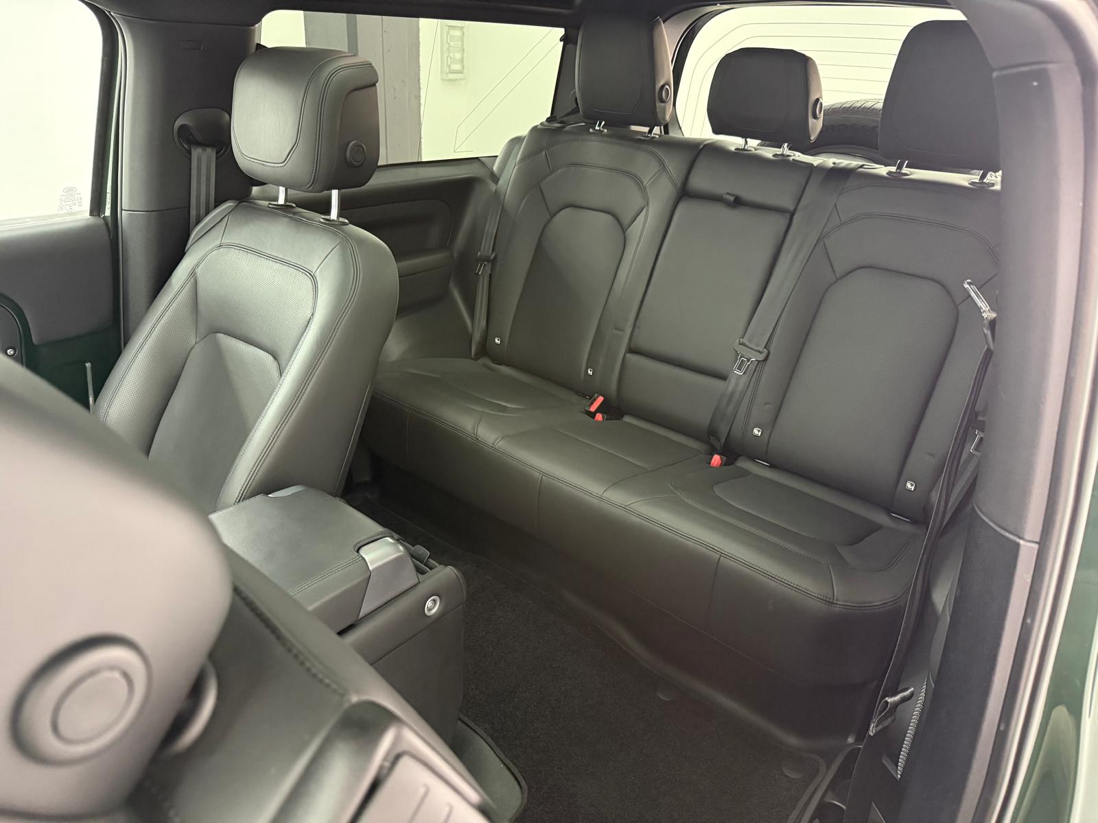 LAND ROVER Defender 90 525 V8 5.0 AT8-image-9