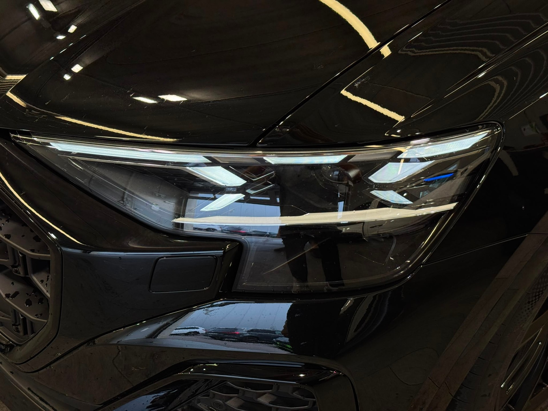 AUDI Q8 SUV 50 TDI quattro tiptronic *Top Ausstattung*-image-2