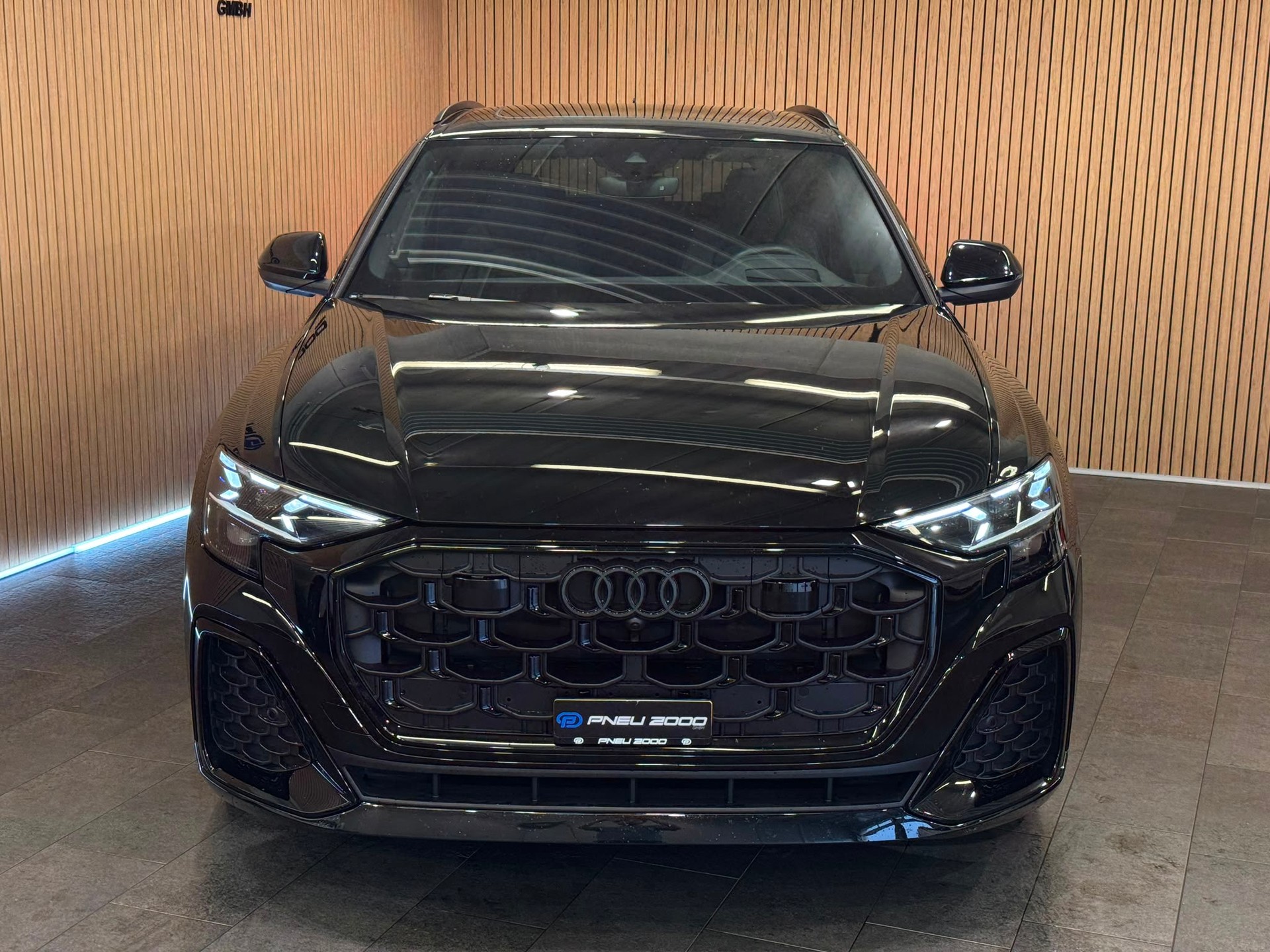 AUDI Q8 SUV 50 TDI quattro tiptronic *Top Ausstattung*-image-1