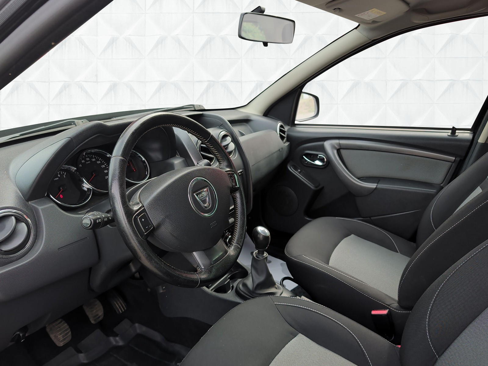 DACIA Duster Ambiance 4x4-image-7