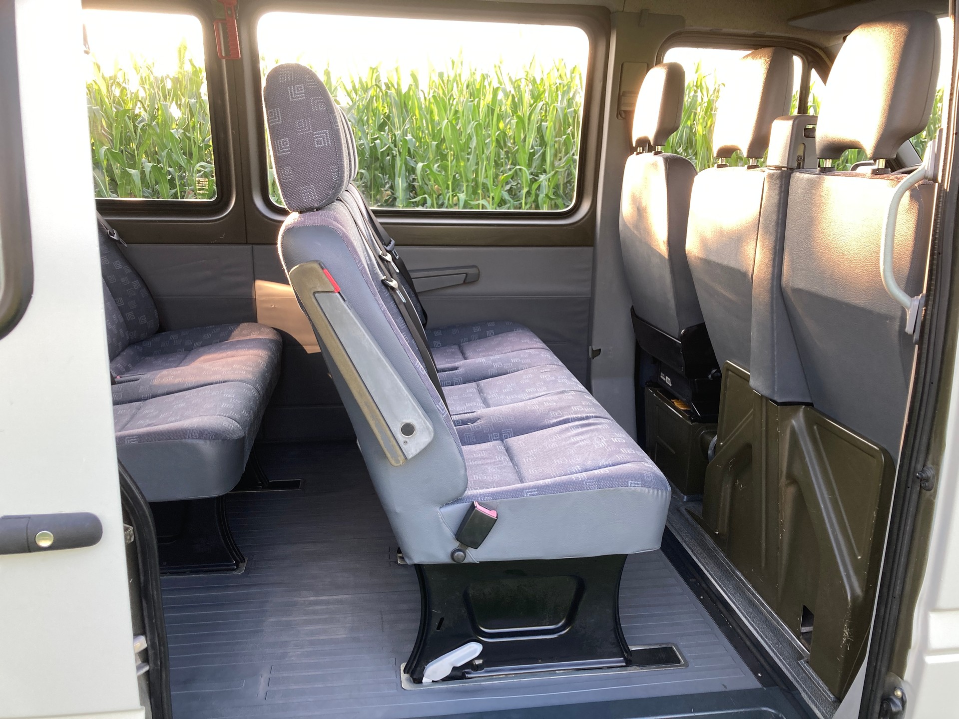 MERCEDES-BENZ Sprinter 313 CDI 4x4 mit Geländeuntersetzung und 11 Sitzen-image-8