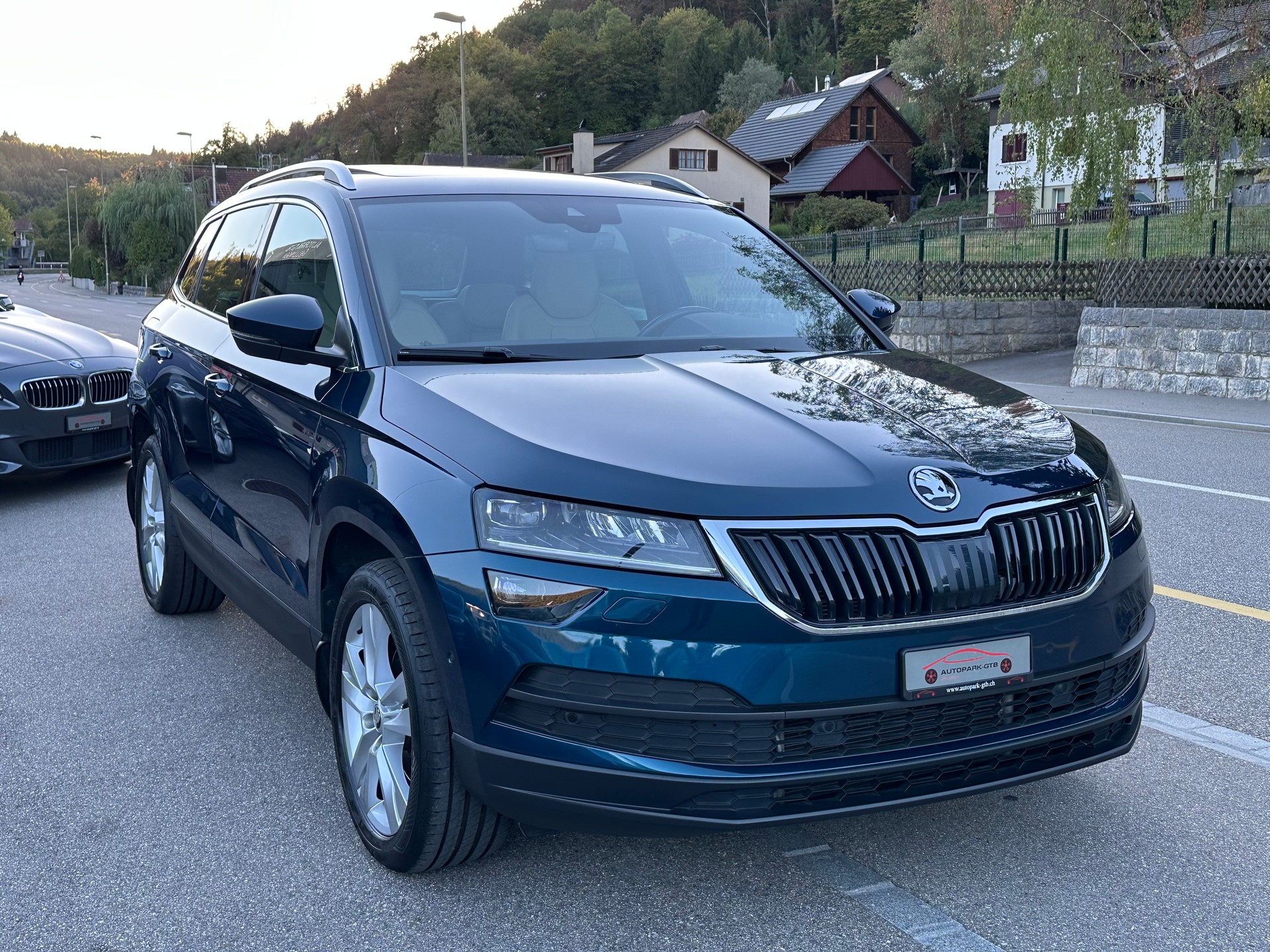 SKODA Karoq 2.0 TDI CR Style 4x4 DSG-image-1