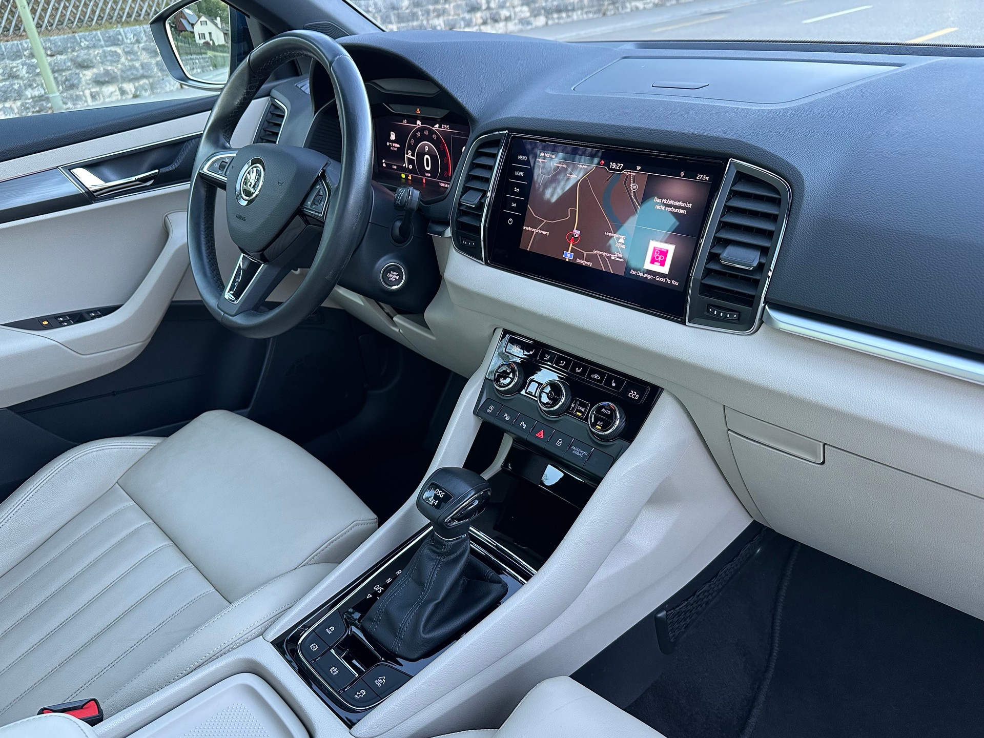 SKODA Karoq 2.0 TDI CR Style 4x4 DSG-image-15