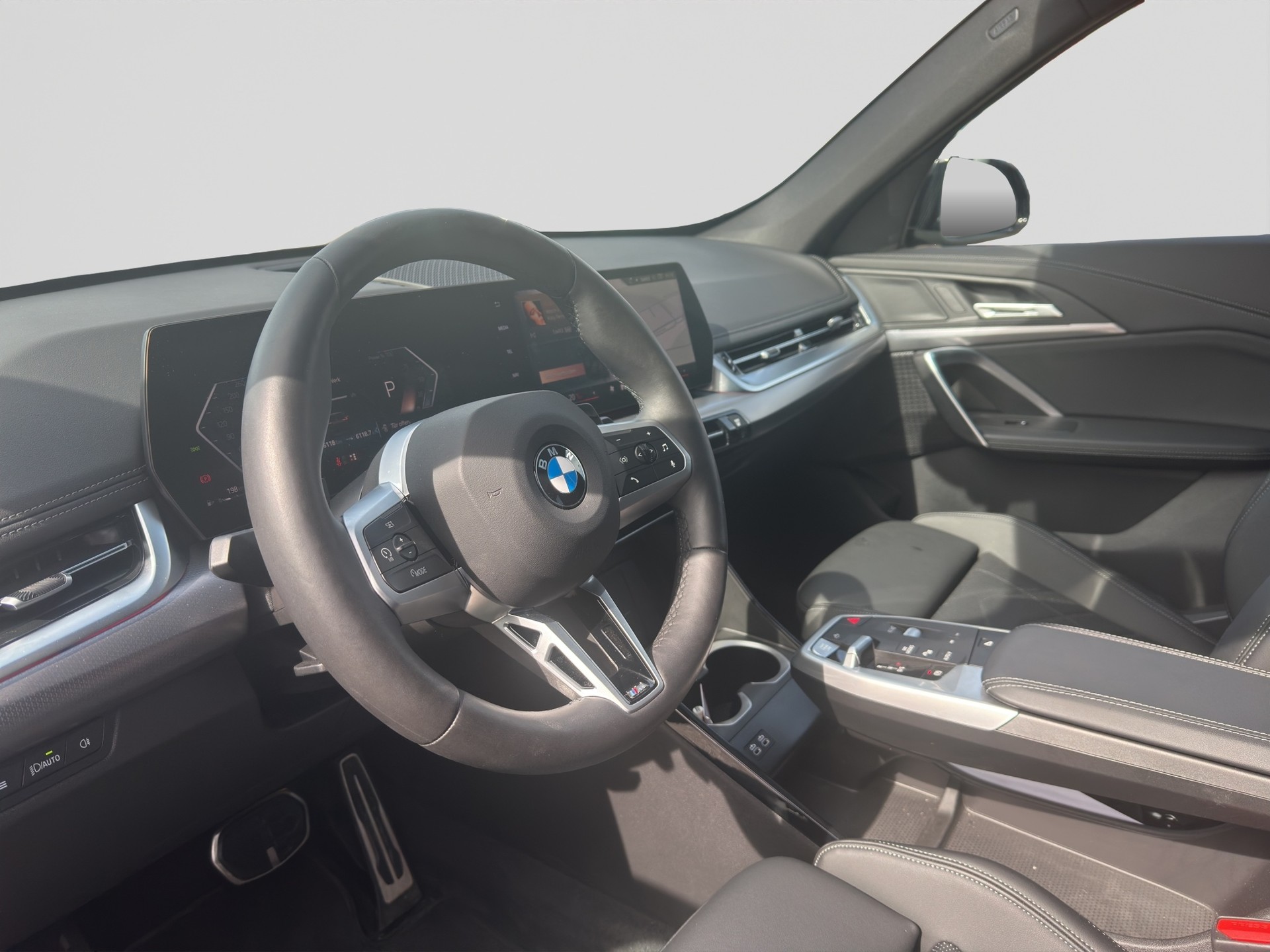 BMW X1 sDrive 18i M Sport-image-6