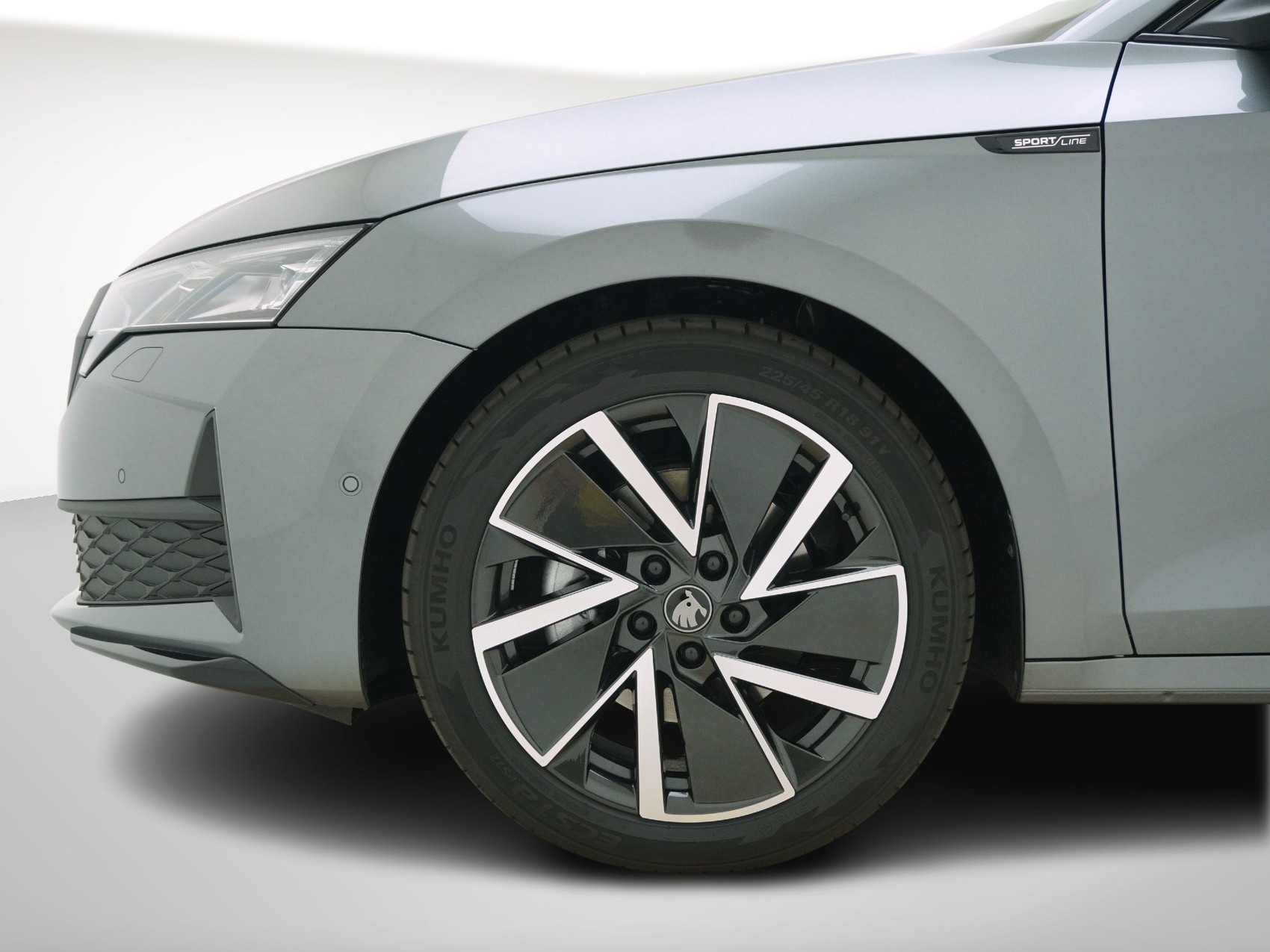 SKODA Octavia 2.0 TSI SportLine 4x4 DSG-image-6