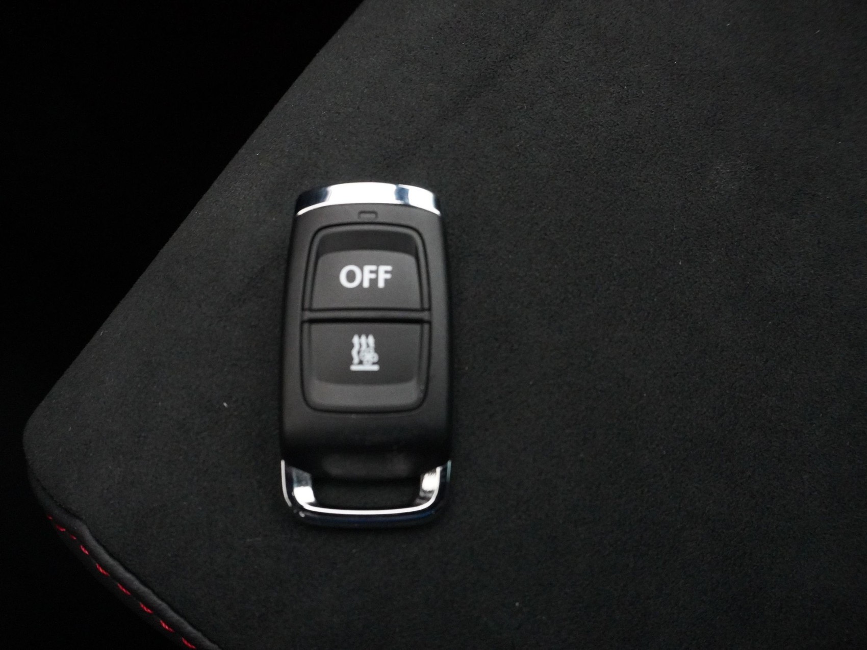 SKODA Octavia 2.0 TSI SportLine 4x4 DSG-image-23