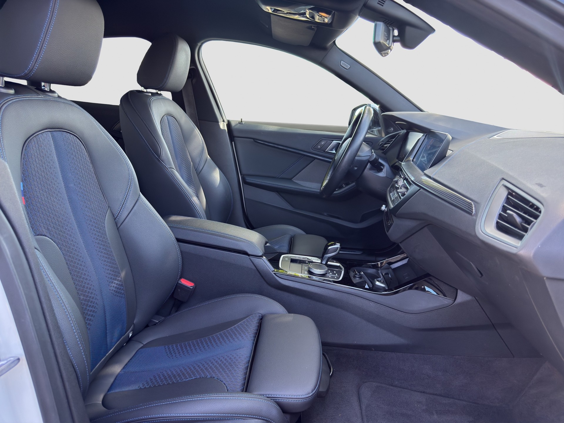 BMW 218i Gran Coupé M Sport Pro-image-10