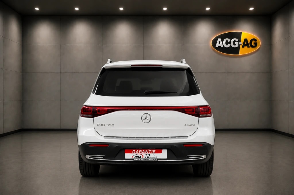 MERCEDES-BENZ EQB 350 4Matic ** NP 65'500.– ** SOH 96,9% ** Gr-Navi ** RF-Kamera ** Sitzheizung ** Ambiente **-image-3