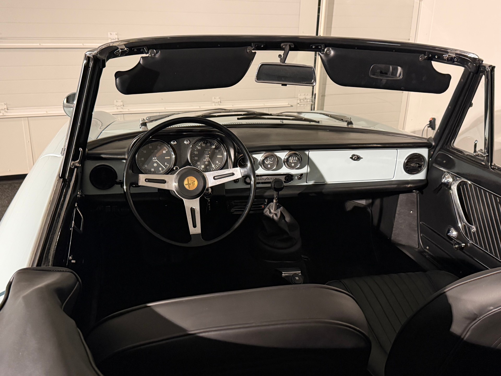 ALFA ROMEO 1600 Duetto Osso di seppia-image-14