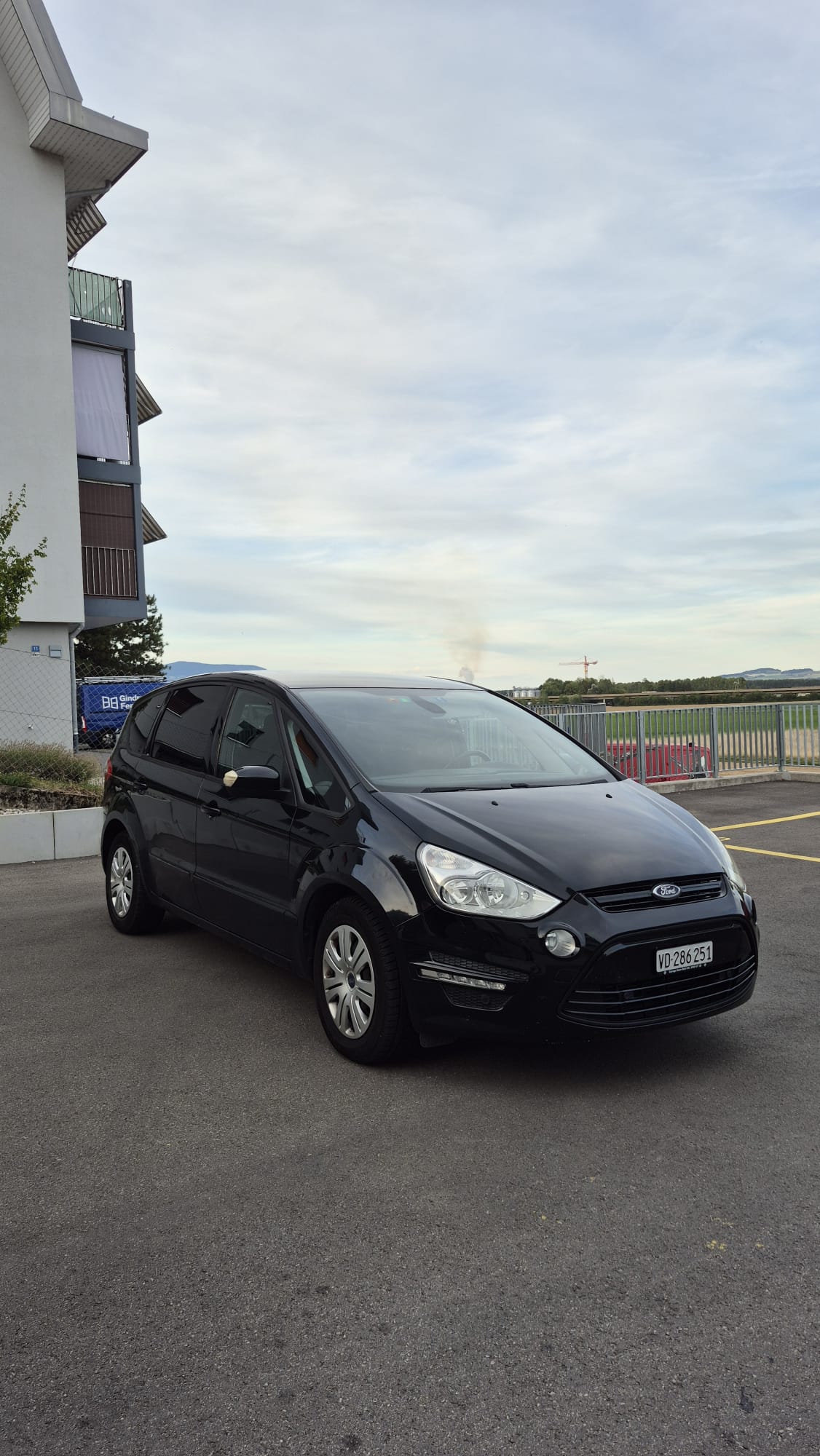 FORD 1.6 EcoB SCTi Titanium S/S-image-0