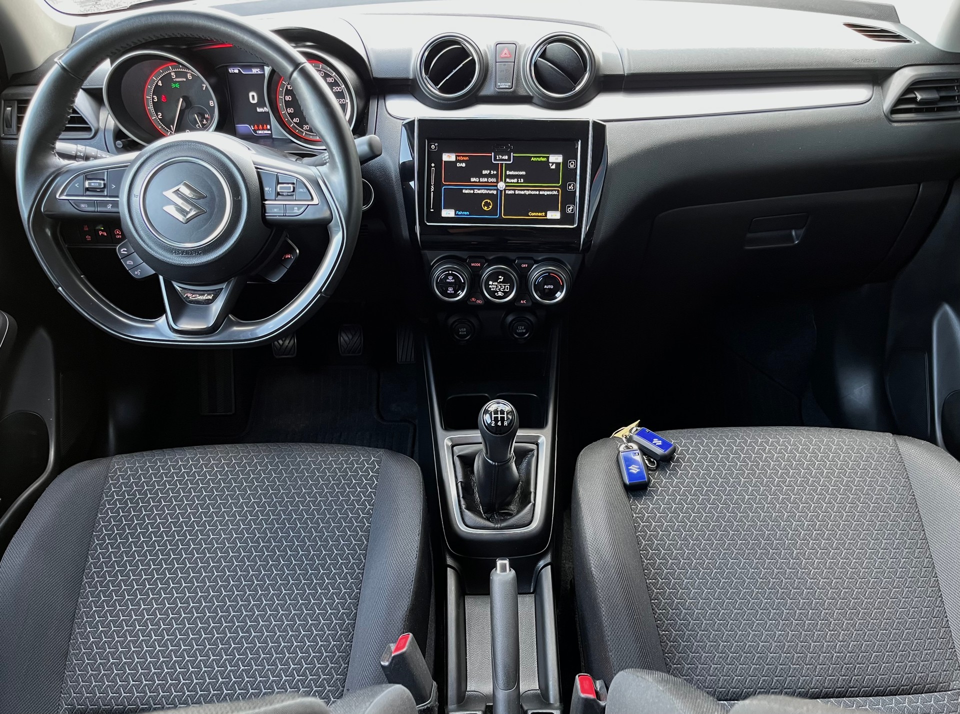 SUZUKI Swift 1.2i Piz Sulai Top Hybrid Allgrip 4x4-image-9