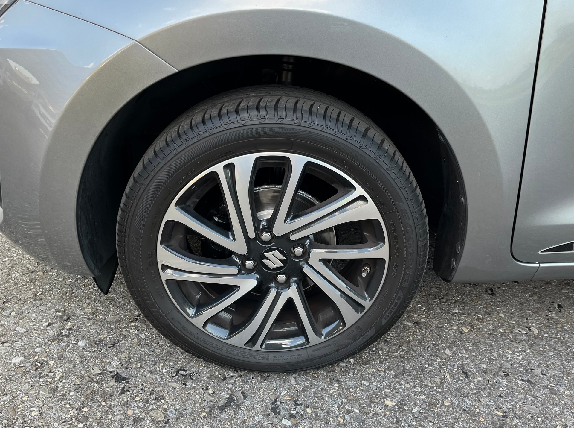 SUZUKI Swift 1.2i Piz Sulai Top Hybrid Allgrip 4x4-image-6