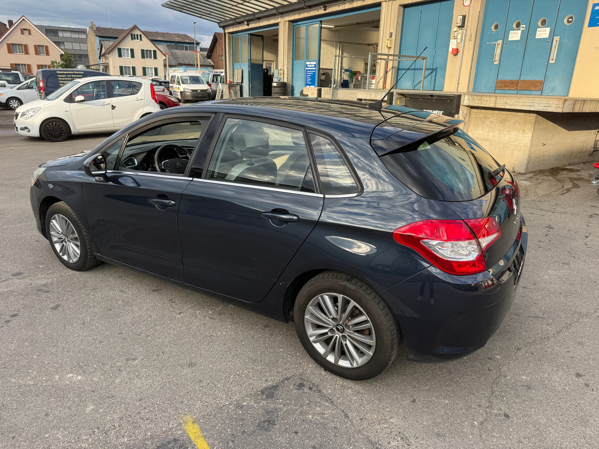 CITROEN C4 Berline 1.6 VTi Séduction BVA4-image-3