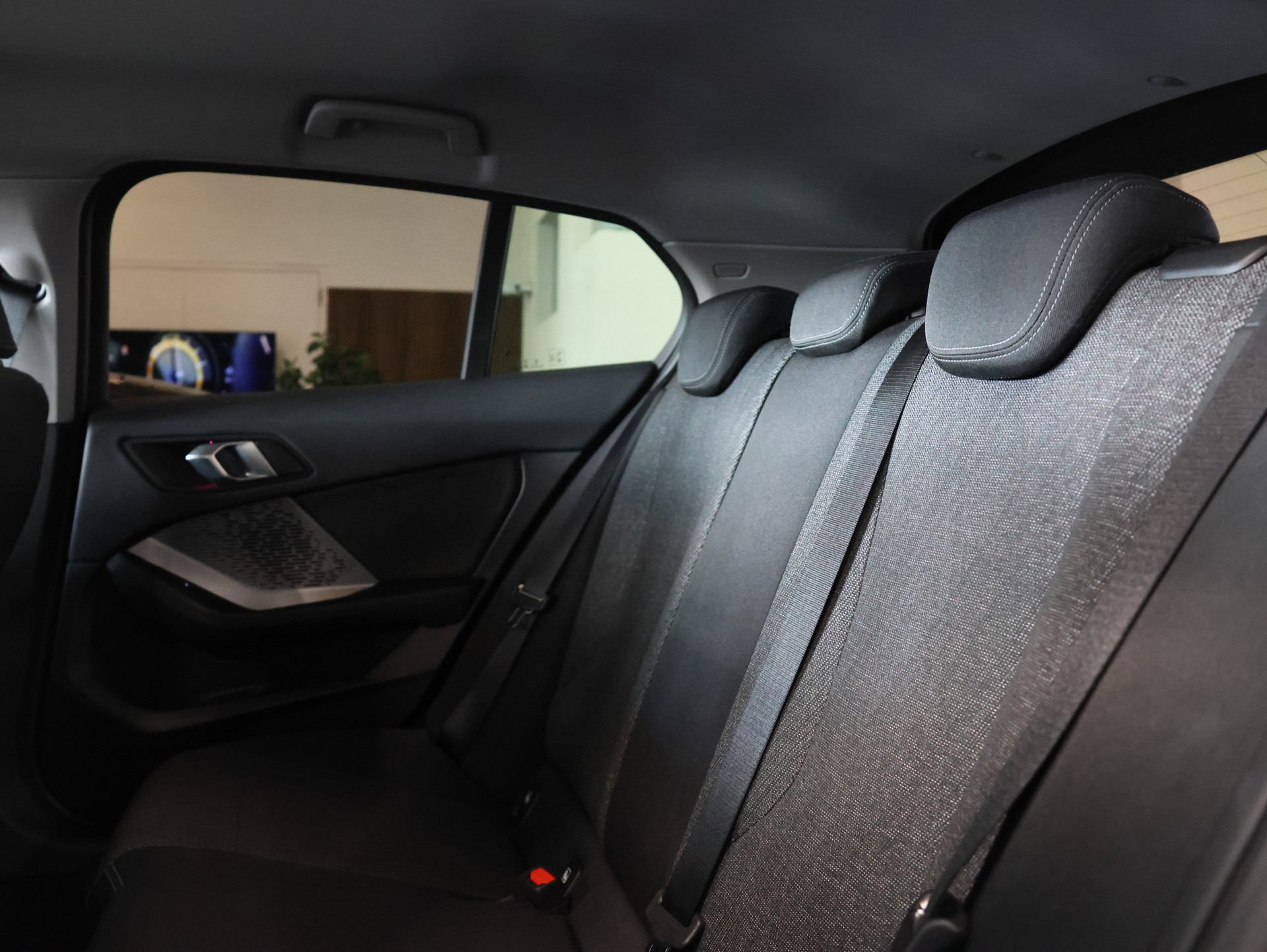 BMW 116 Steptronic *WERKSGARANTIE 01.2028*-image-25