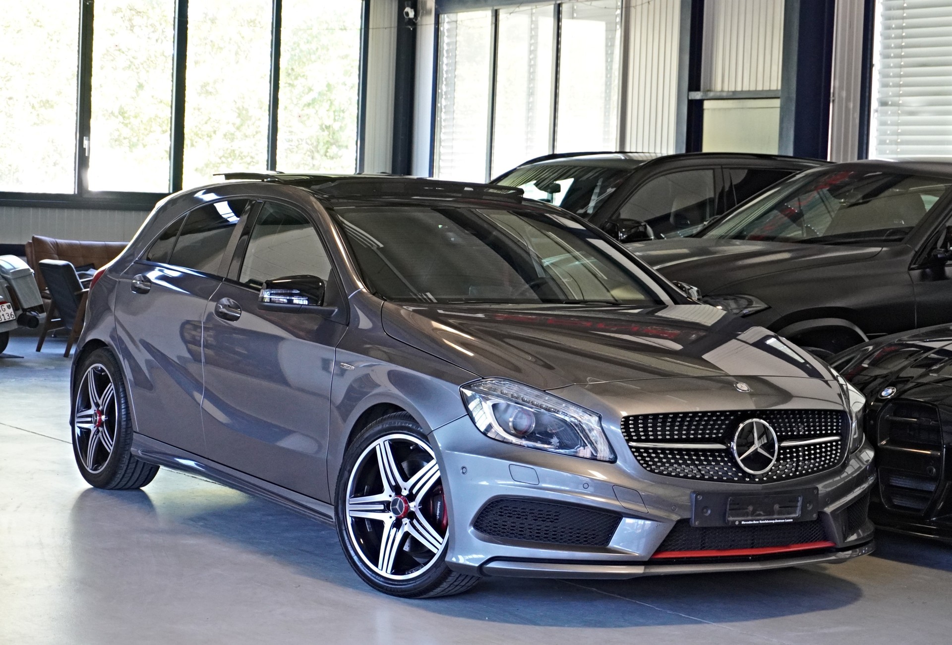 MERCEDES-BENZ A 250 Sport 4Matic 7G-DCT AMG EXKLUSIV-PAKET-image-0