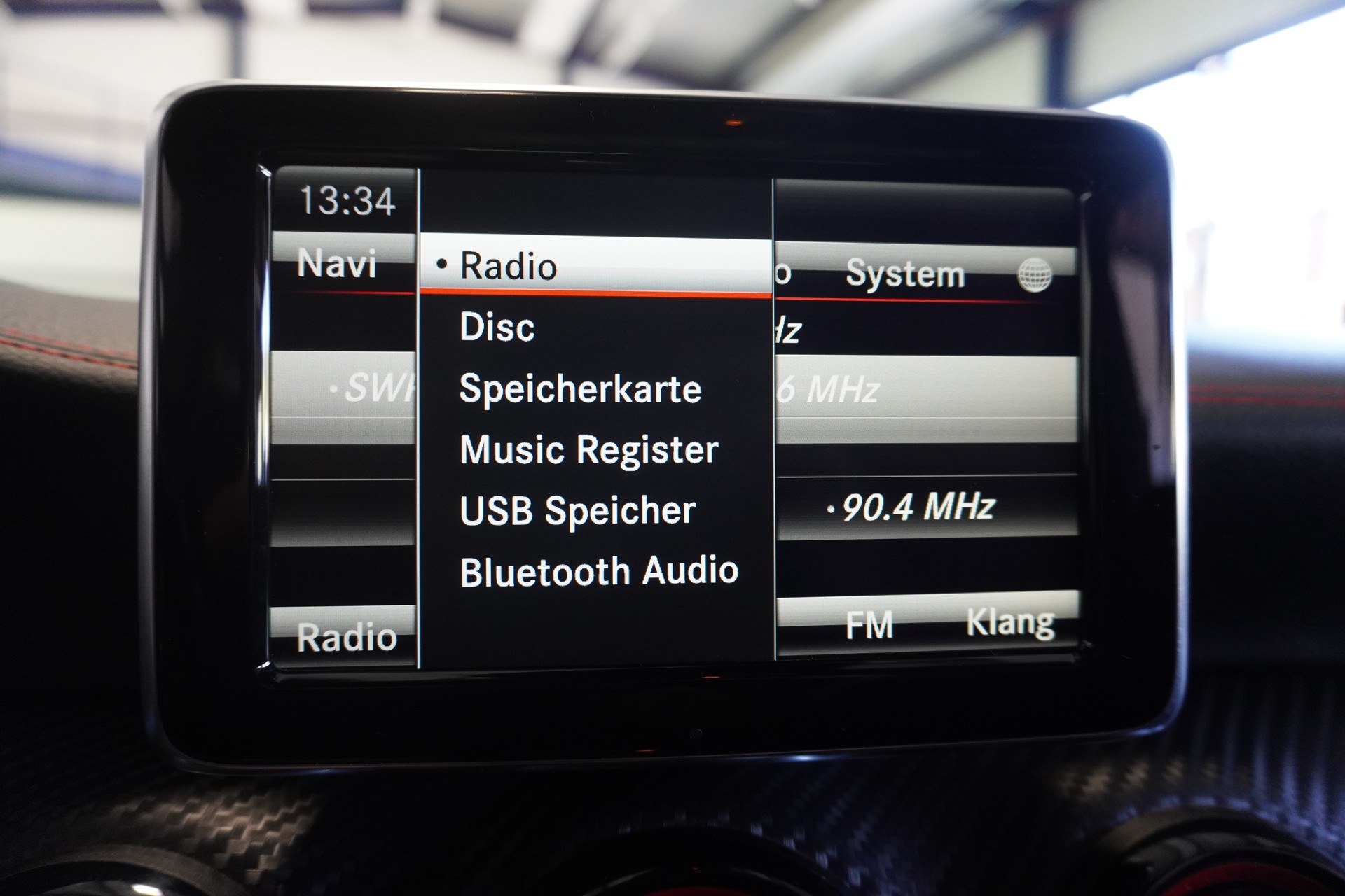 MERCEDES-BENZ A 250 Sport 4Matic 7G-DCT AMG EXKLUSIV-PAKET-image-10