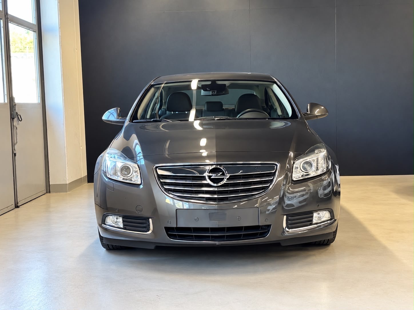 OPEL Insignia 2.8 Turbo Sport 4WD Automatic-image-2