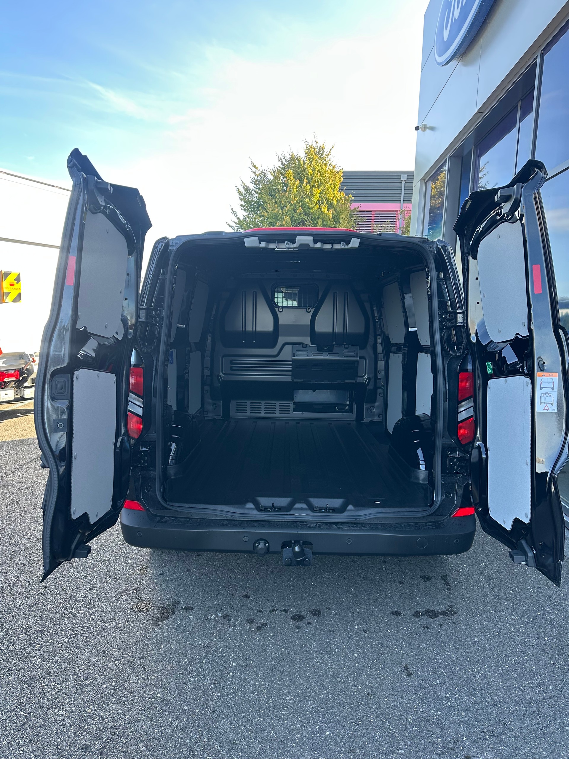 FORD Transit Custom Van 280 L1 2.0 EcoBl Trend/136CV/Aut.-image-6