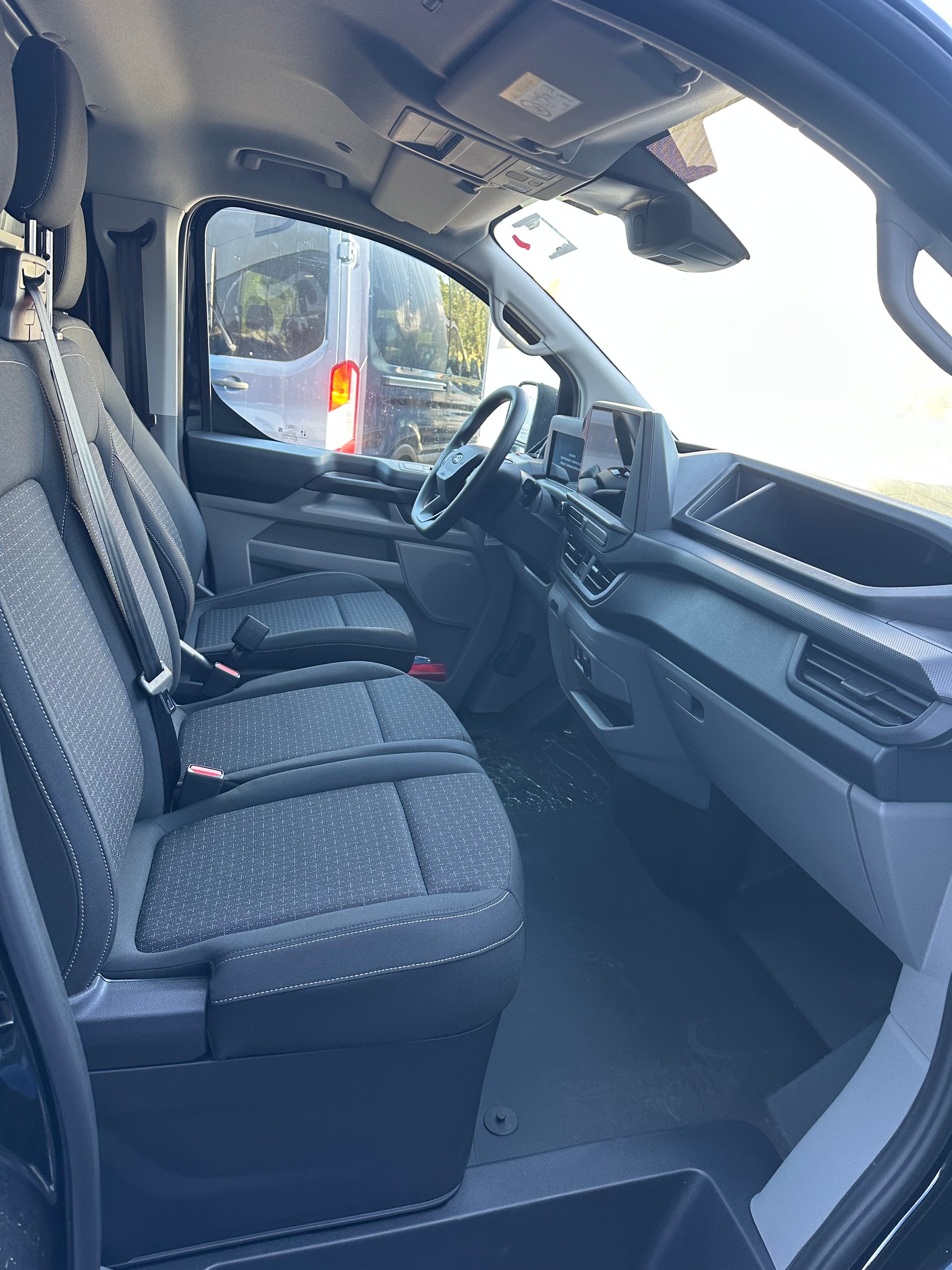 FORD Transit Custom Van 280 L1 2.0 EcoBl Trend/136CV/Aut.-image-12