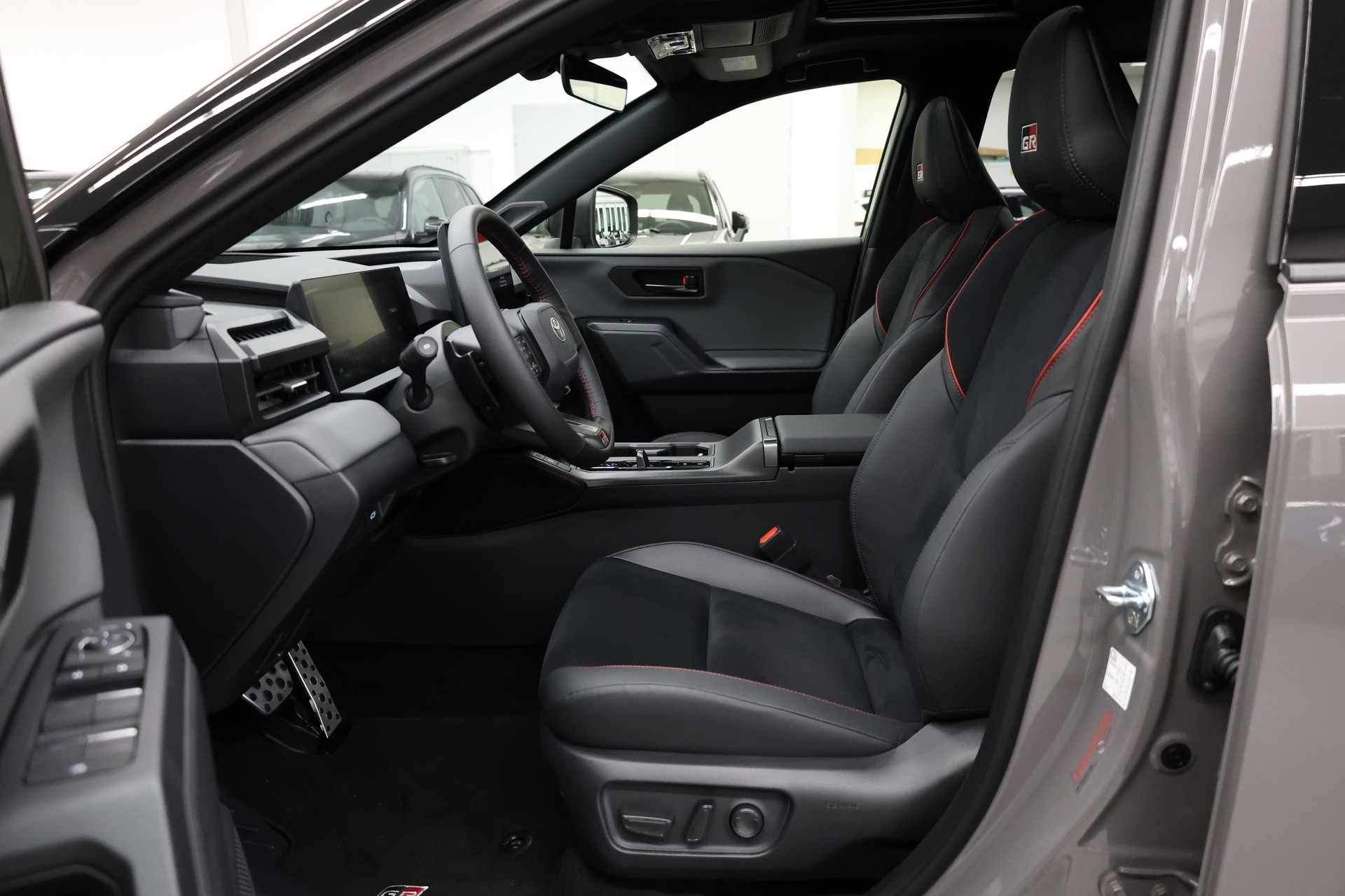 TOYOTA RAV-4 2.5 HSD GR Sport e-CVT AWD-image-20