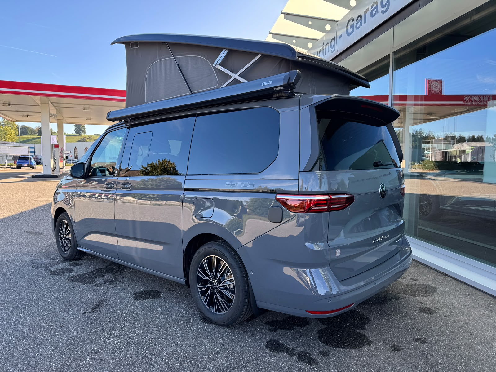 VW California eHybrid Beach Camper Liberty 4Motion / 4x4 mit 5-Sitzplätzen-image-2
