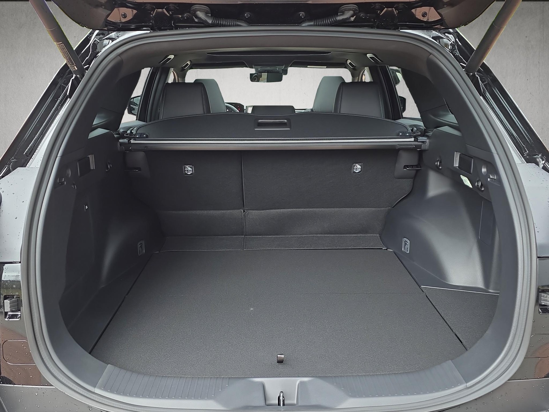 TOYOTA bZ4X Touring Premium AWD-image-12