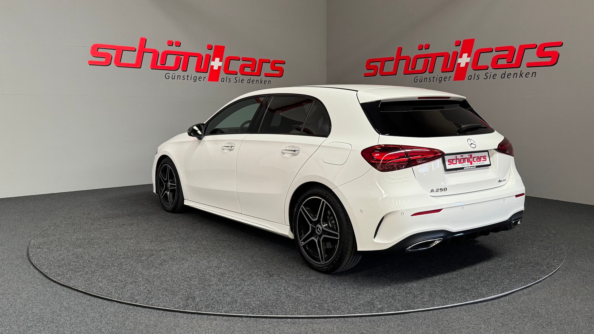 MERCEDES-BENZ A 250 4Matic AMG Line 4Matic 7G-DCT-image-3
