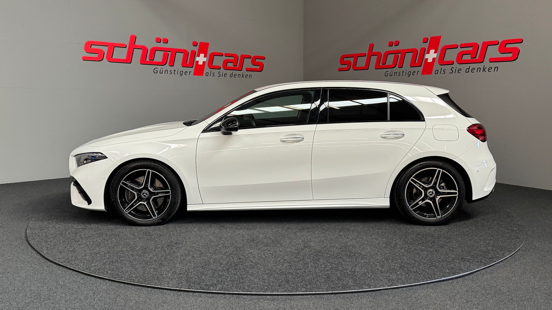 MERCEDES-BENZ A 250 4Matic AMG Line 4Matic 7G-DCT-image-2