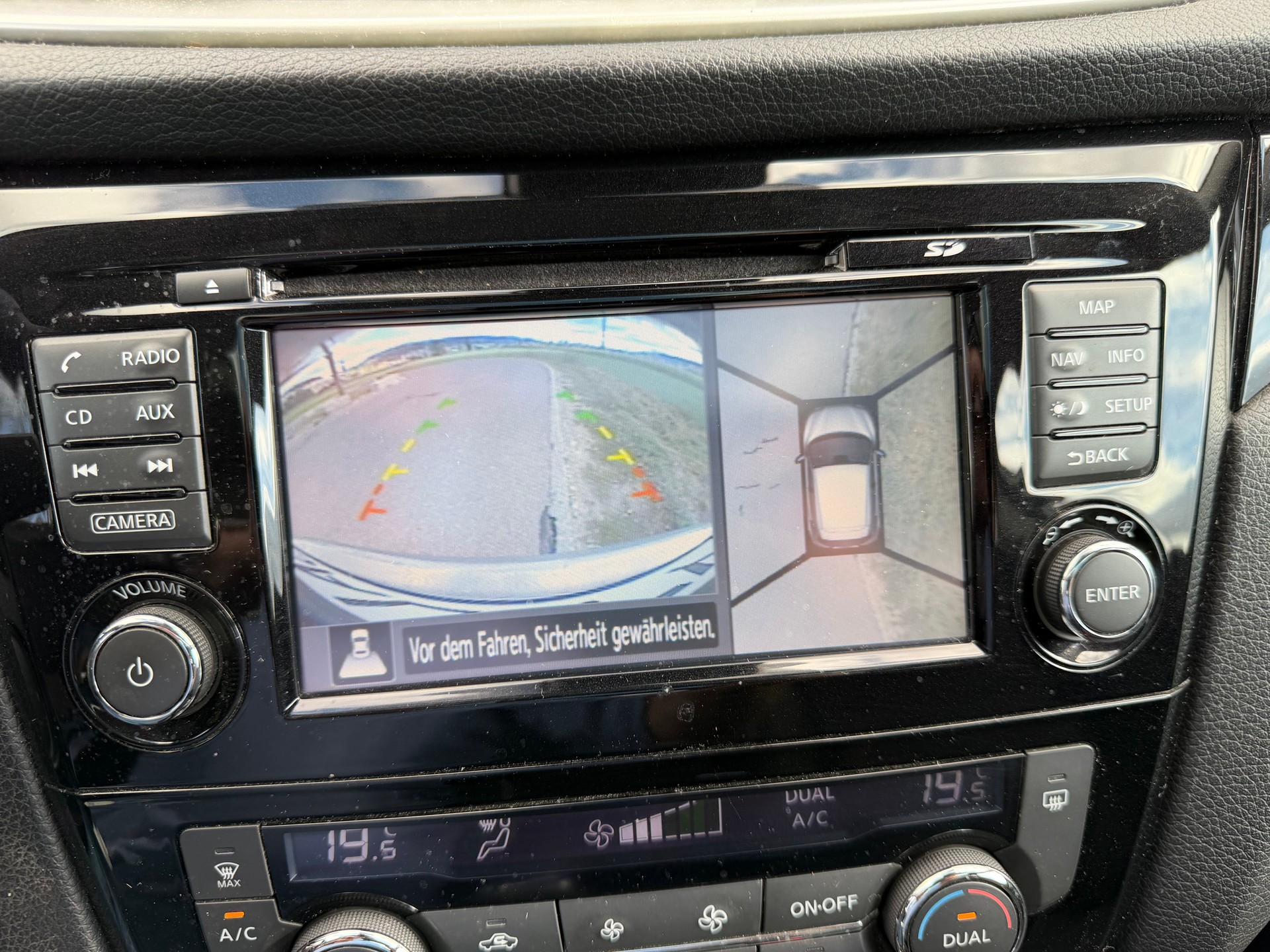 NISSAN Qashqai 1.6 DIG-T 360°-image-19