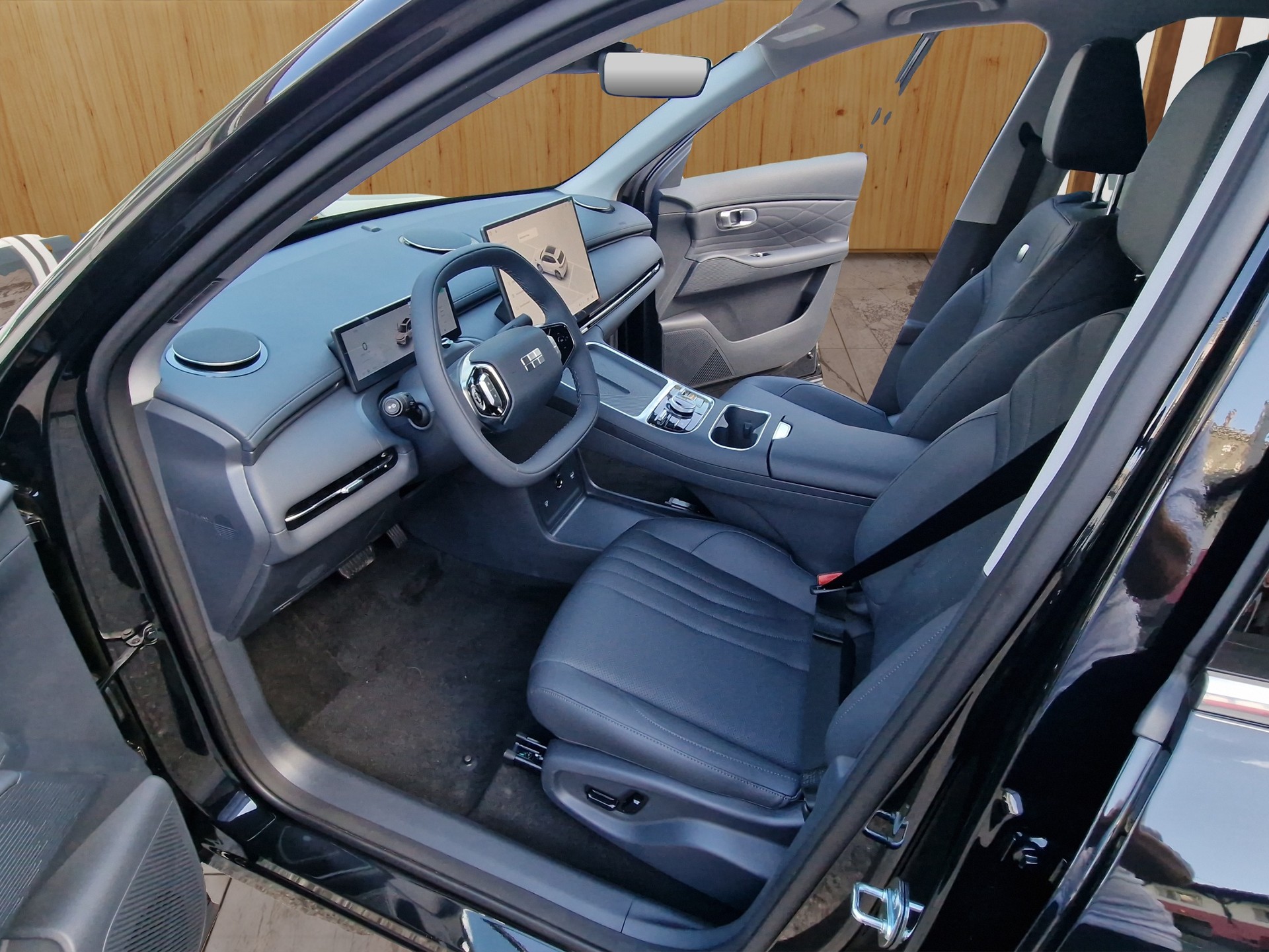 GEELY STARRAY EM-i Pro+-image-12