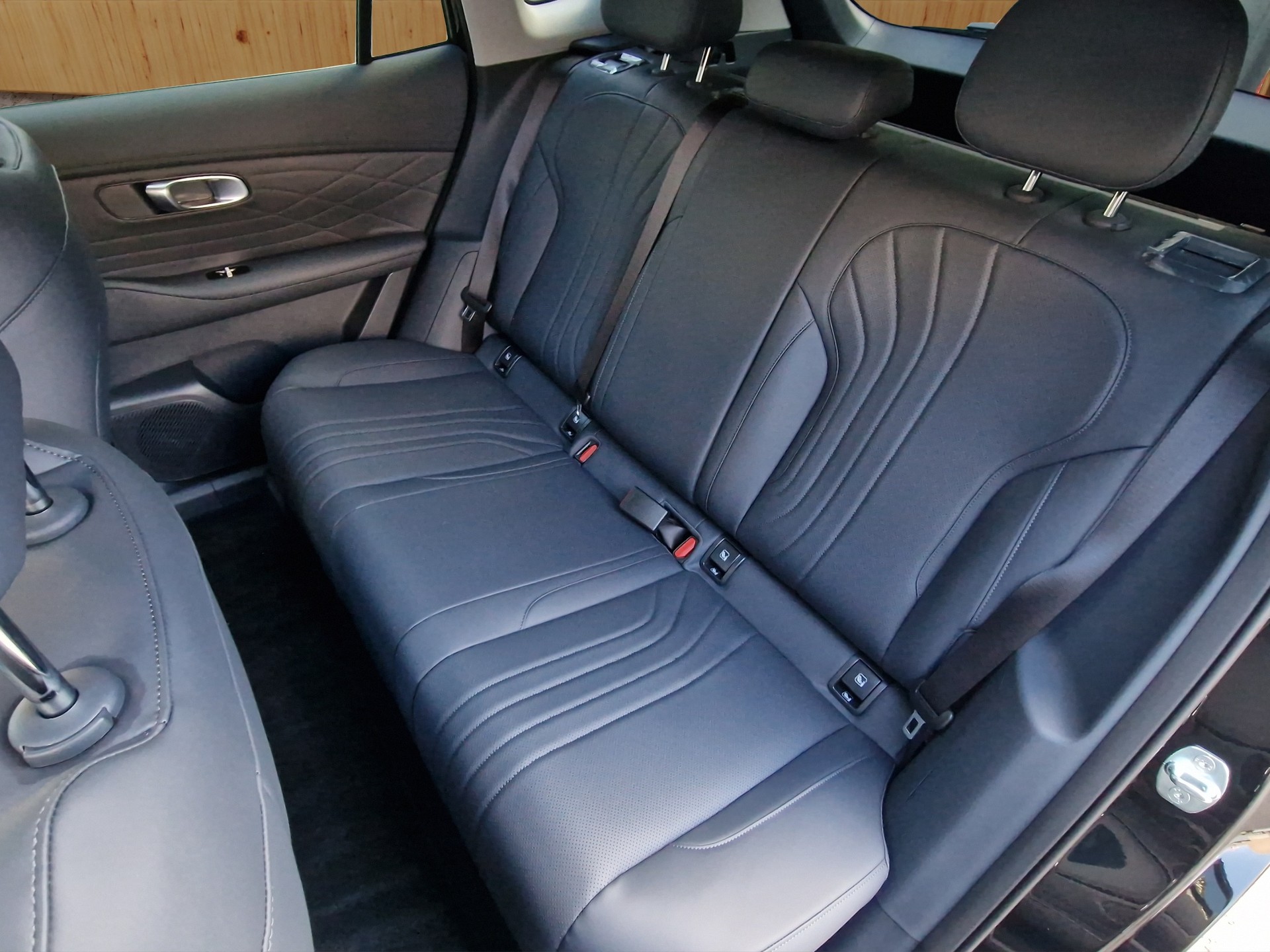 GEELY STARRAY EM-i Pro+-image-14