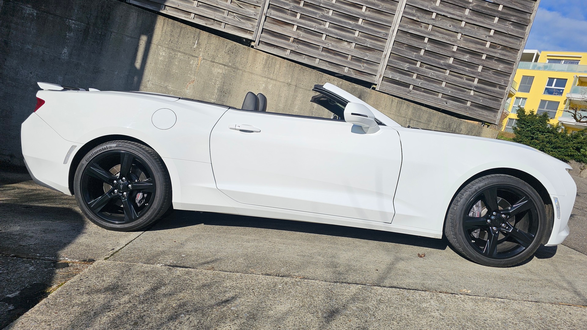 CHEVROLET Camaro 6.2 Convertible Automatic-image-1
