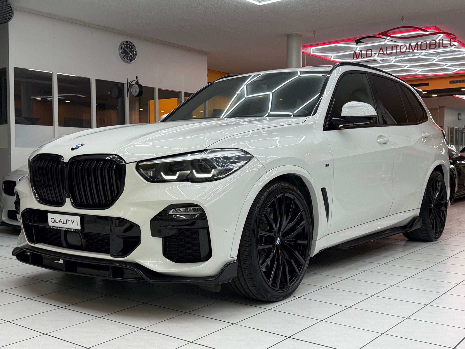 BMW X5 40i xDrive SAG-image-4