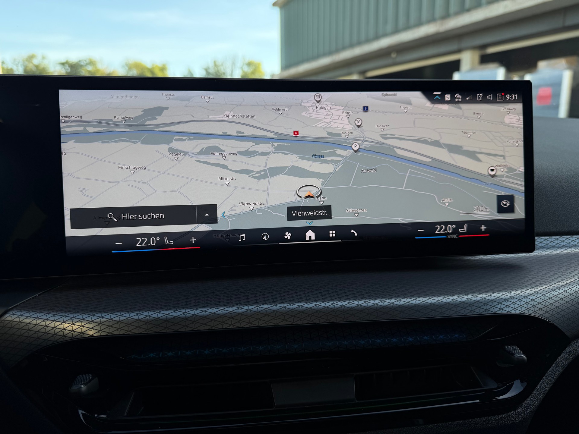 BMW 320d xDrive 48V Touring Steptronic M Sport-image-22