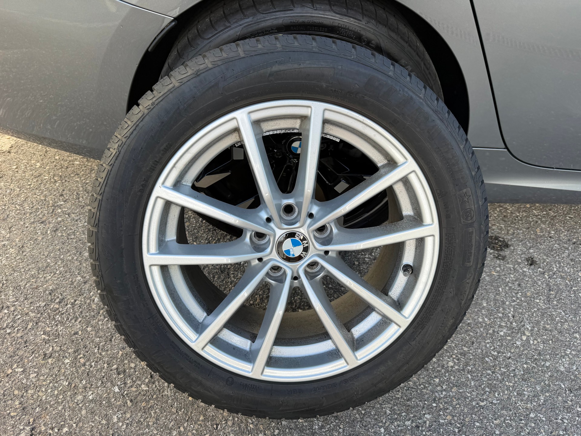 BMW 320d xDrive 48V Touring Steptronic M Sport-image-29
