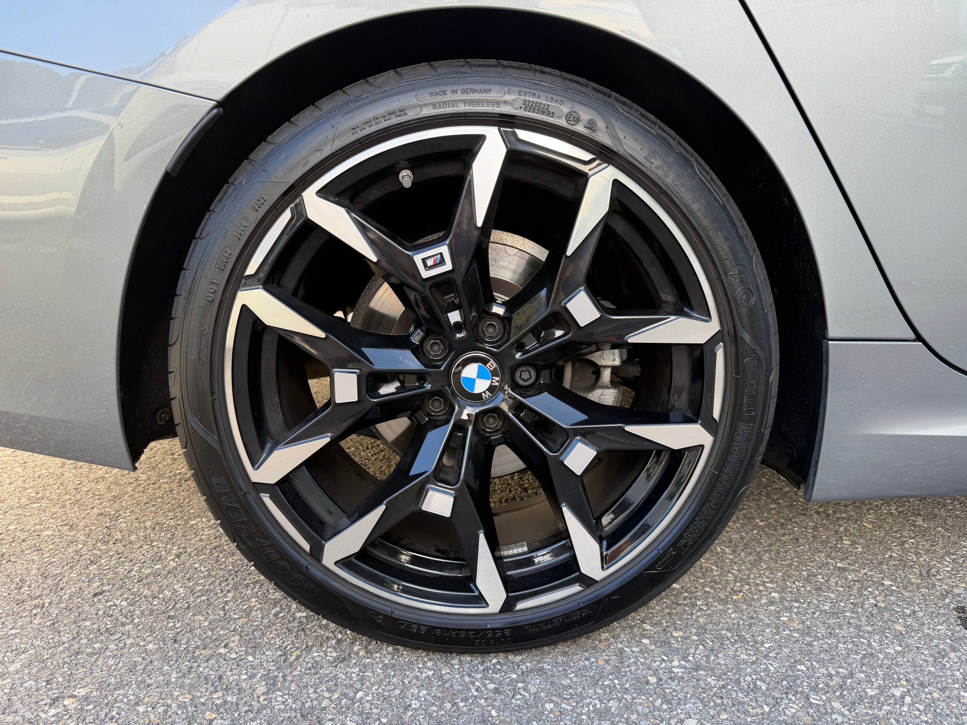 BMW 320d xDrive 48V Touring Steptronic M Sport-image-28